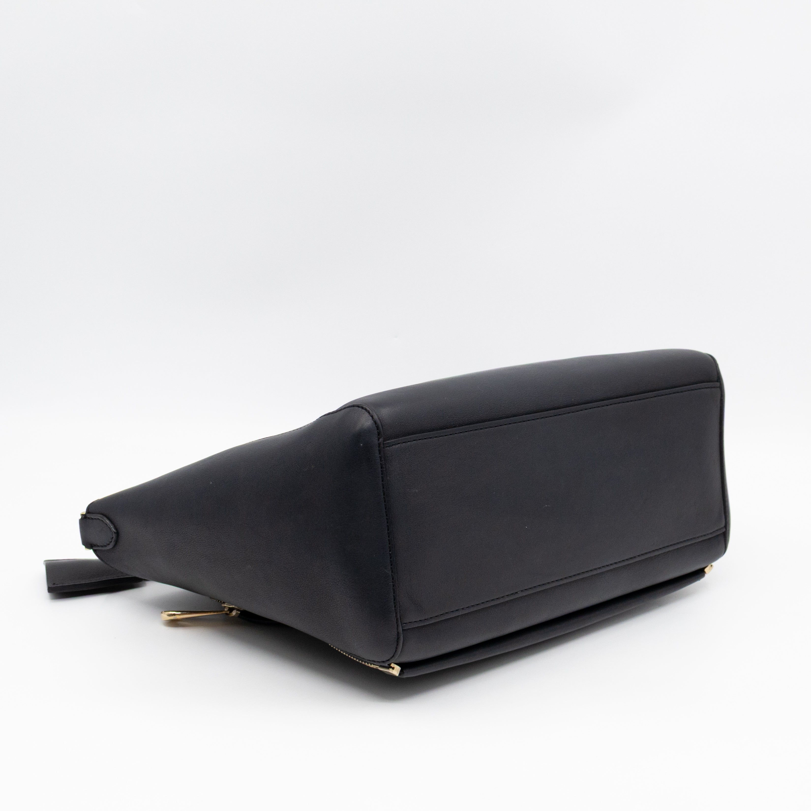 Small Willow Black Leather