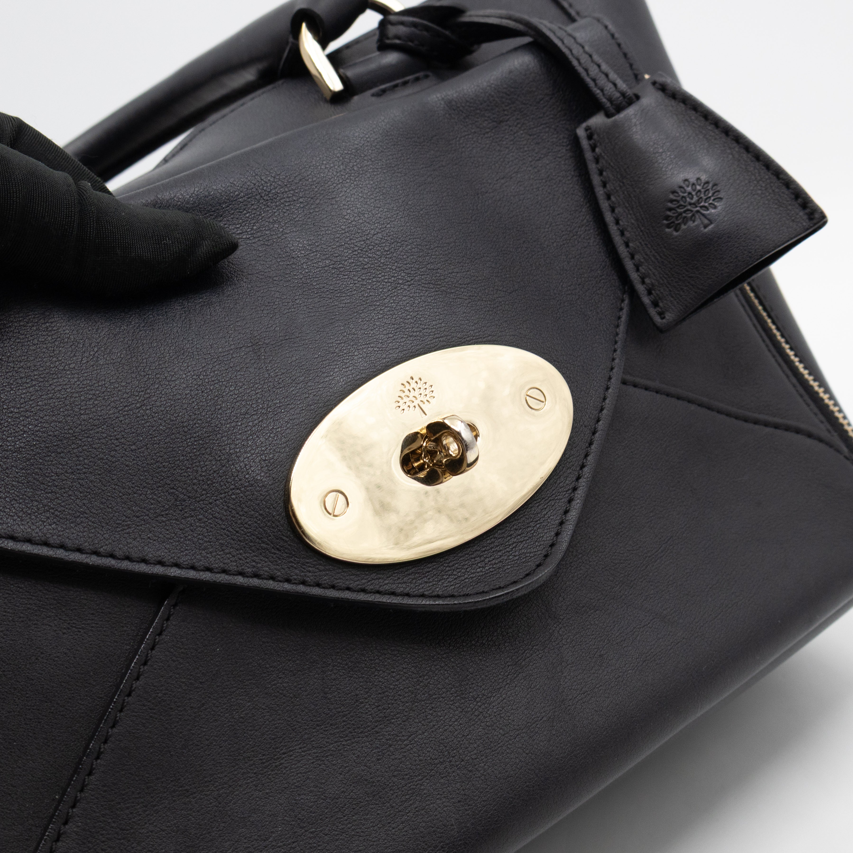 Small Willow Black Leather