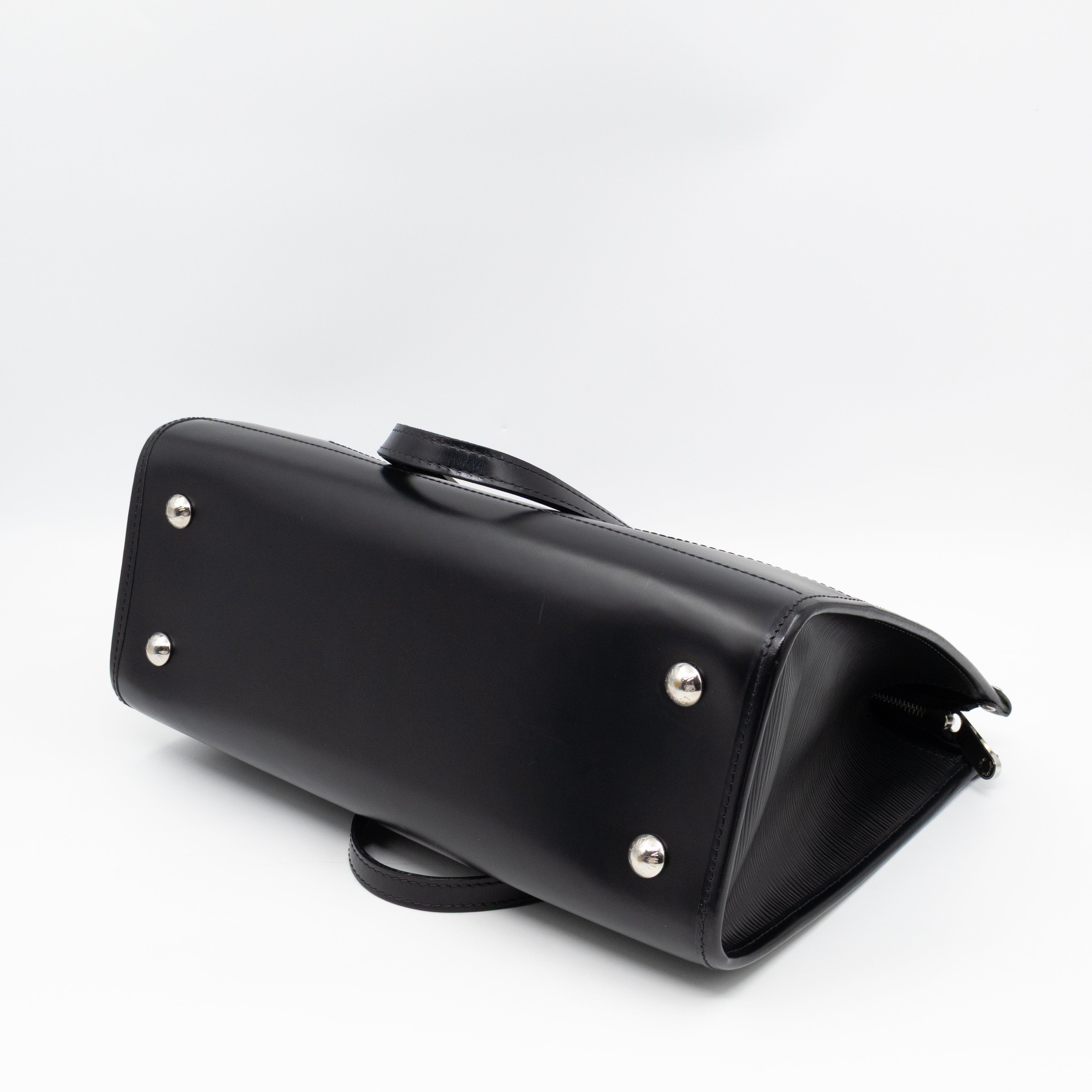 Madeleine GM Black Epi Leather