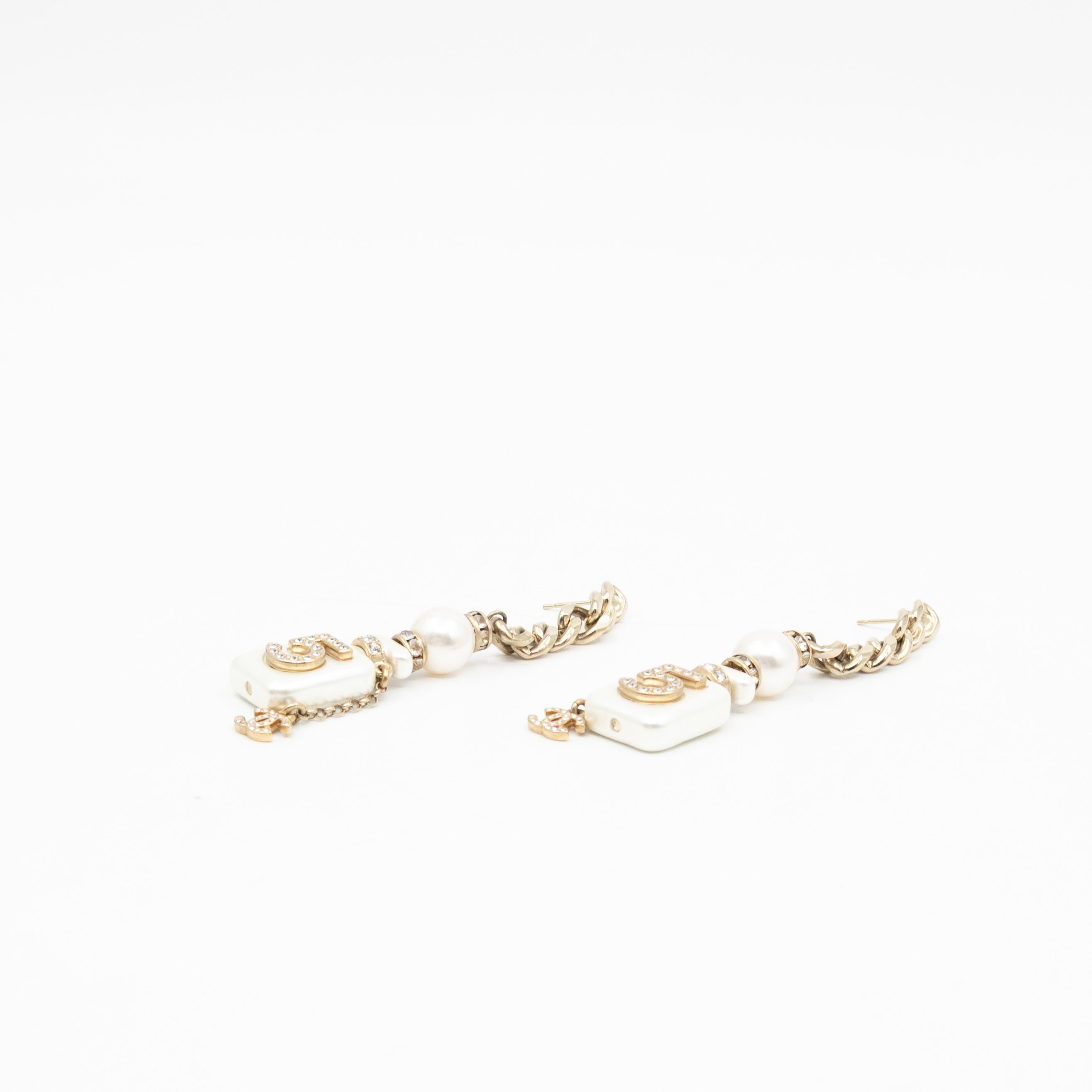 Perfume Bottle 5 Pearl Drop Earrings White Light Gold