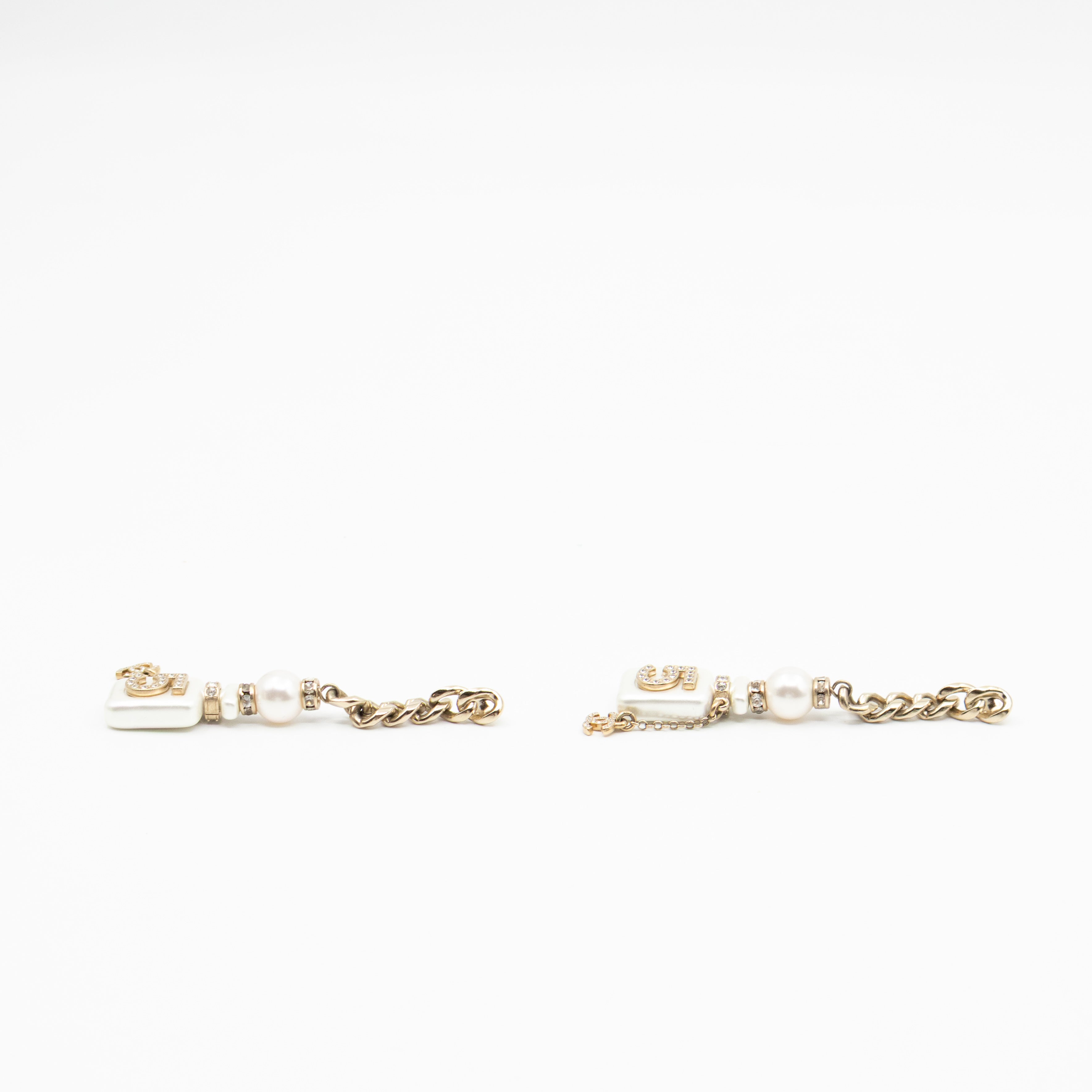 Perfume Bottle 5 Pearl Drop Earrings White Light Gold