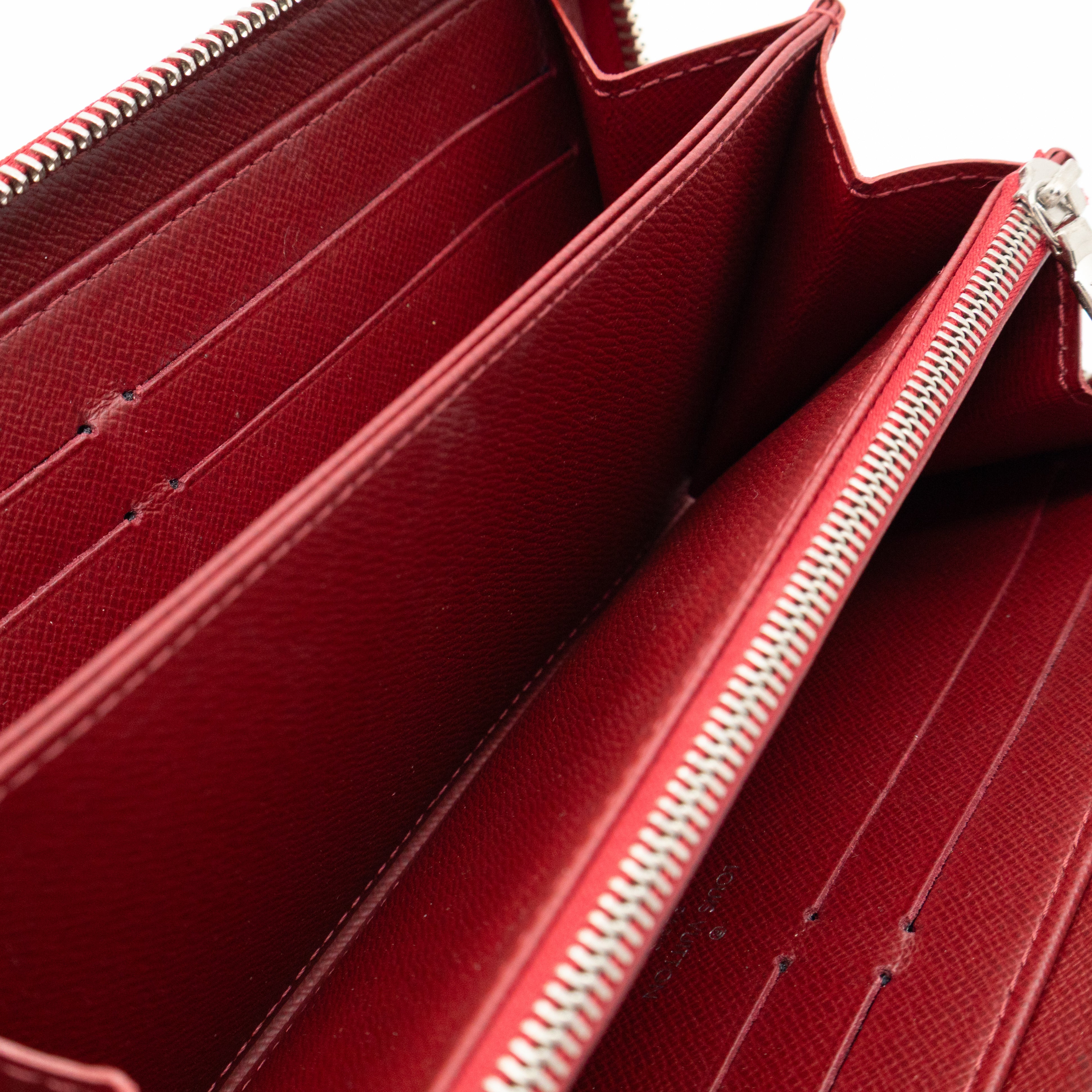 Zippy Wallet Fuchsia Epi Leather