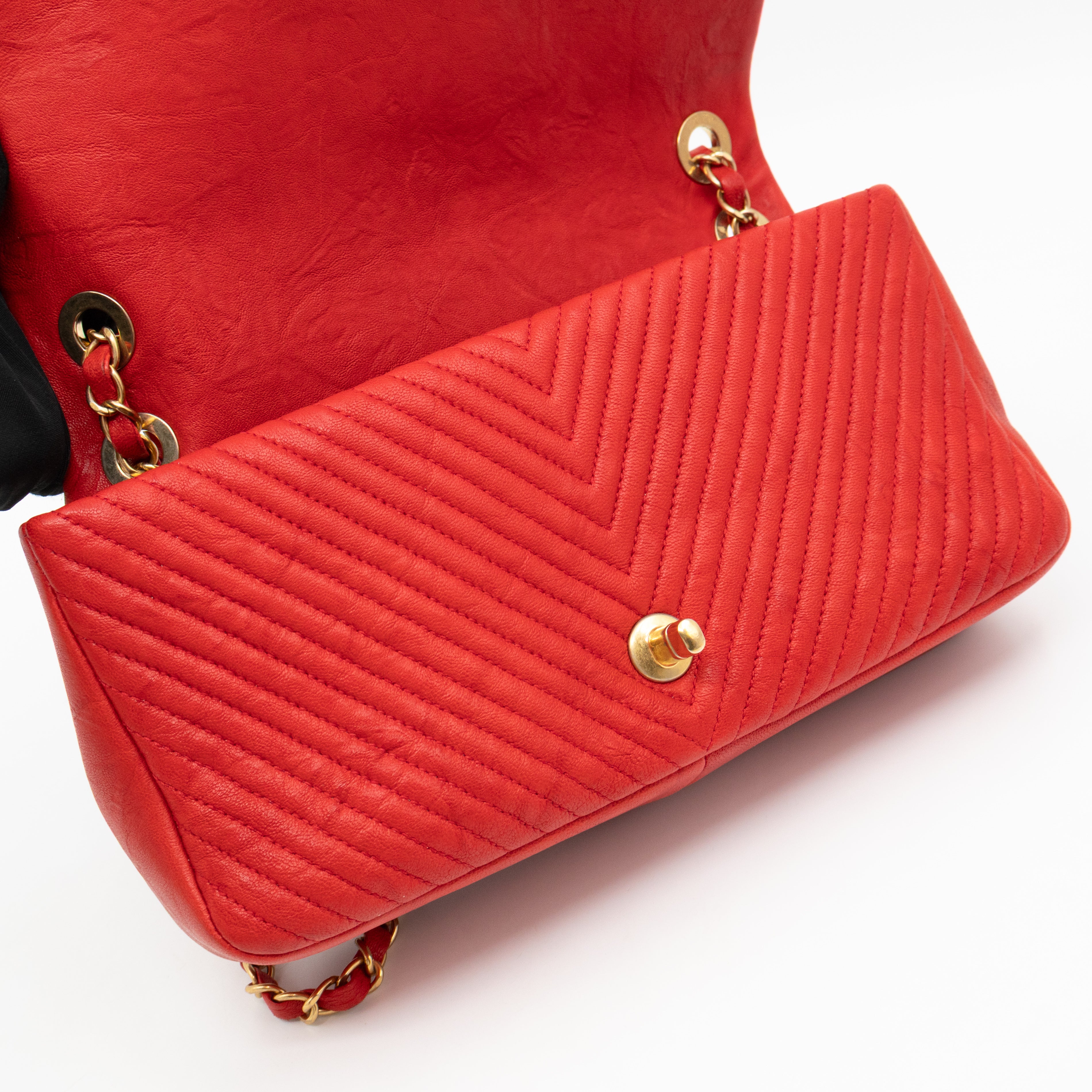 Medallion Charm Flap Bag Medium Red Chevron Calfskin Leather
