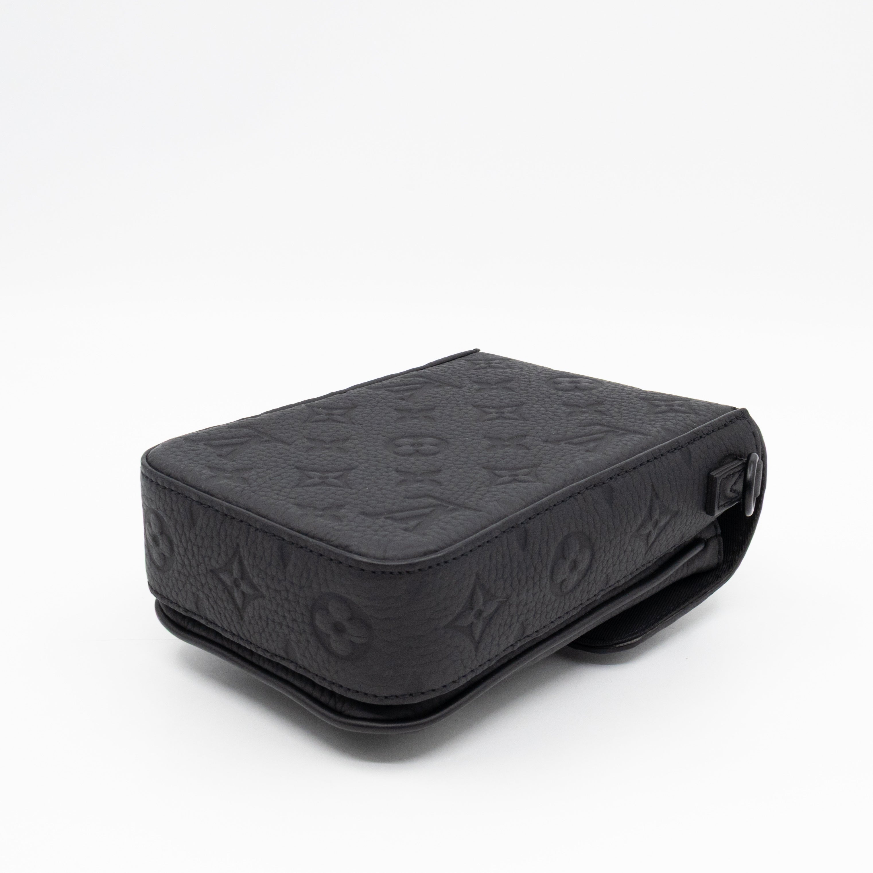 S-Lock Vertical Wallet Black Taurillon Monogram Leather