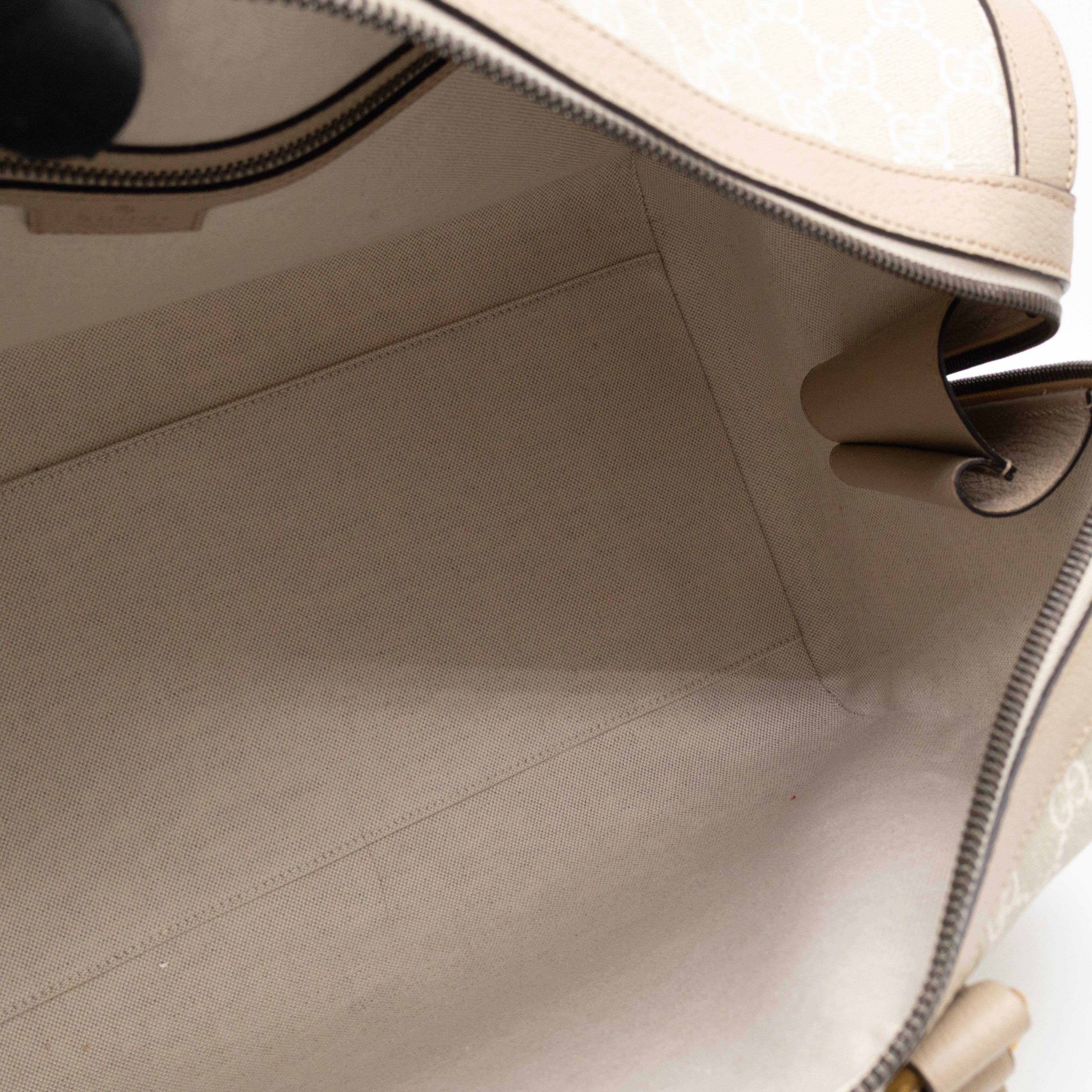 Savoy Medium Duffle Bag Beige GG Supreme