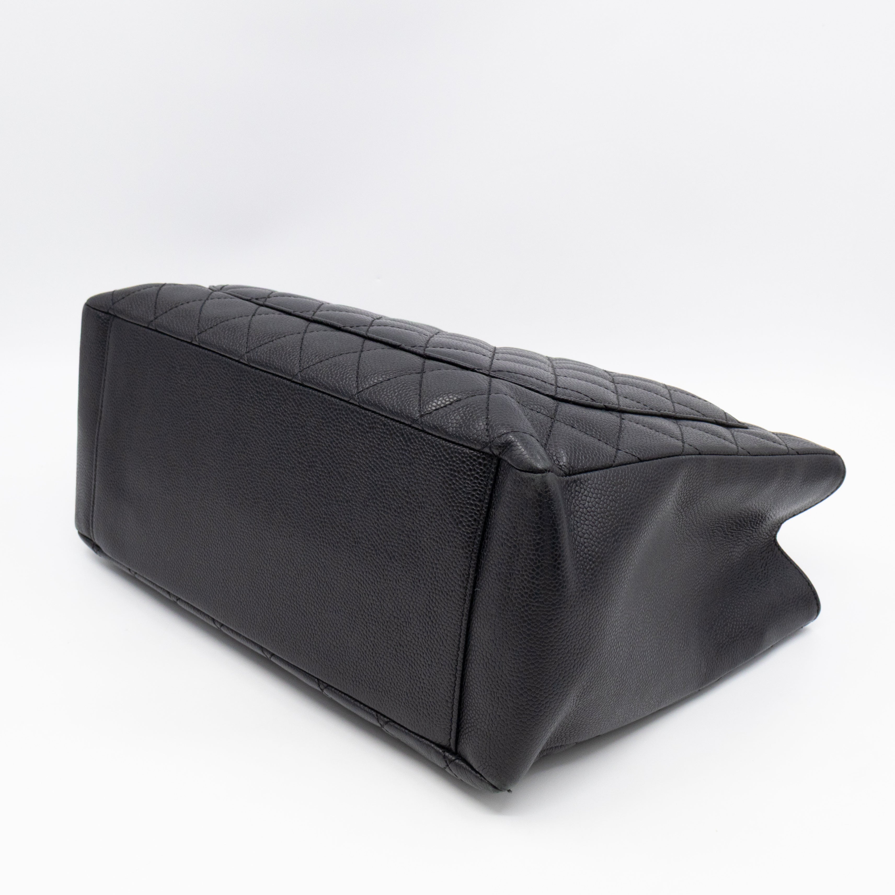 GST Grand Shopping Tote Black Caviar Gold
