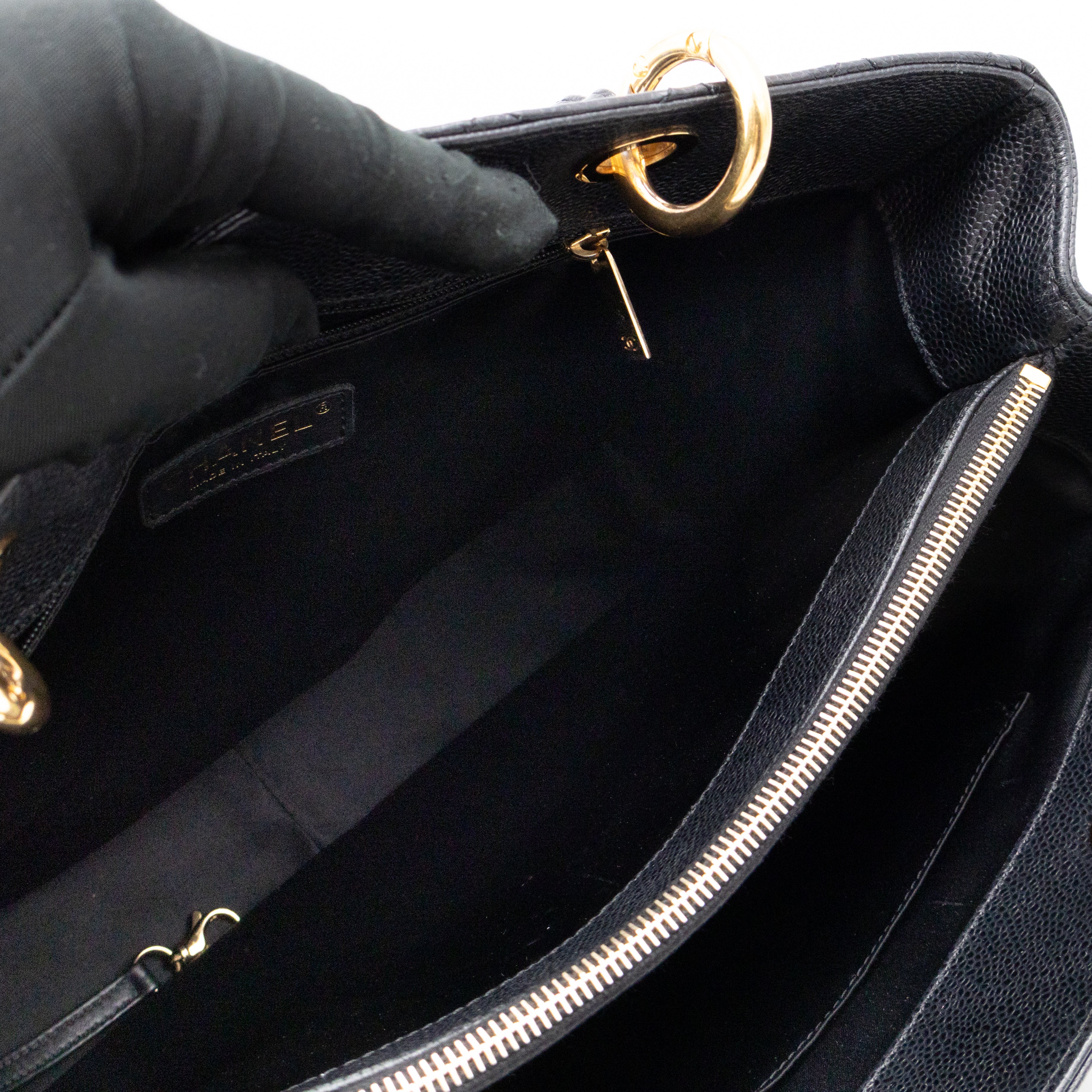GST Grand Shopping Tote Black Caviar Gold