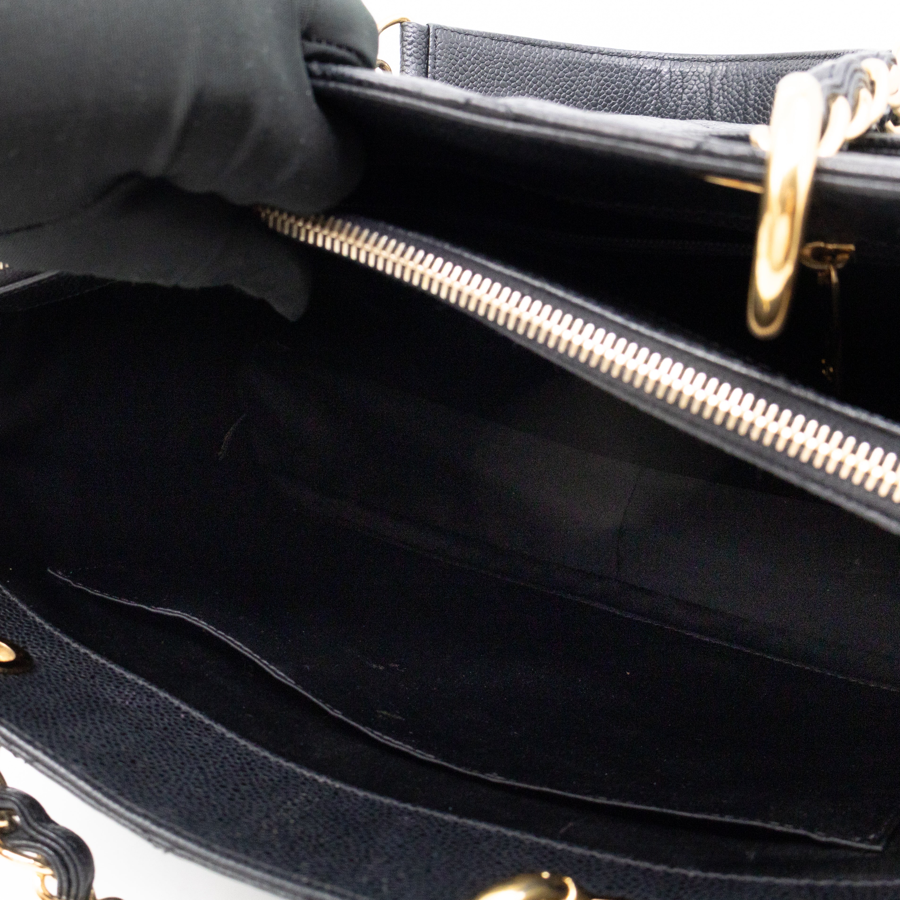 GST Grand Shopping Tote Black Caviar Gold