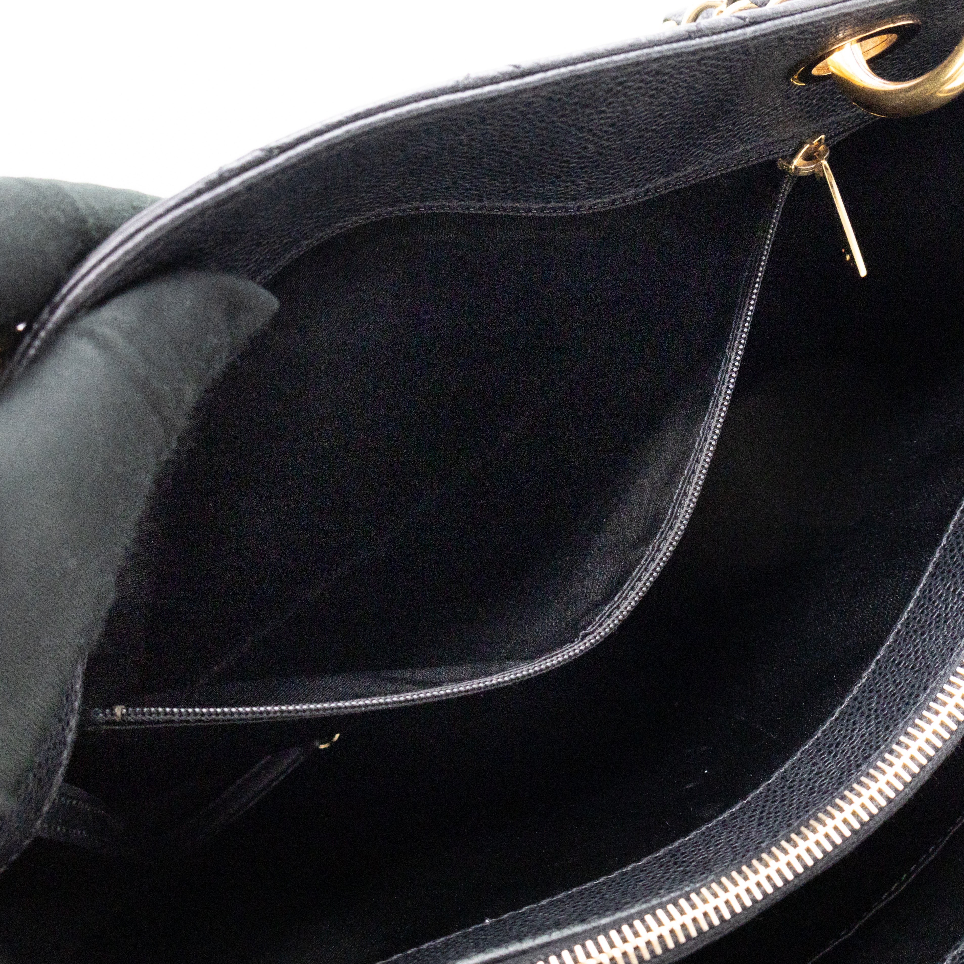 GST Grand Shopping Tote Black Caviar Gold