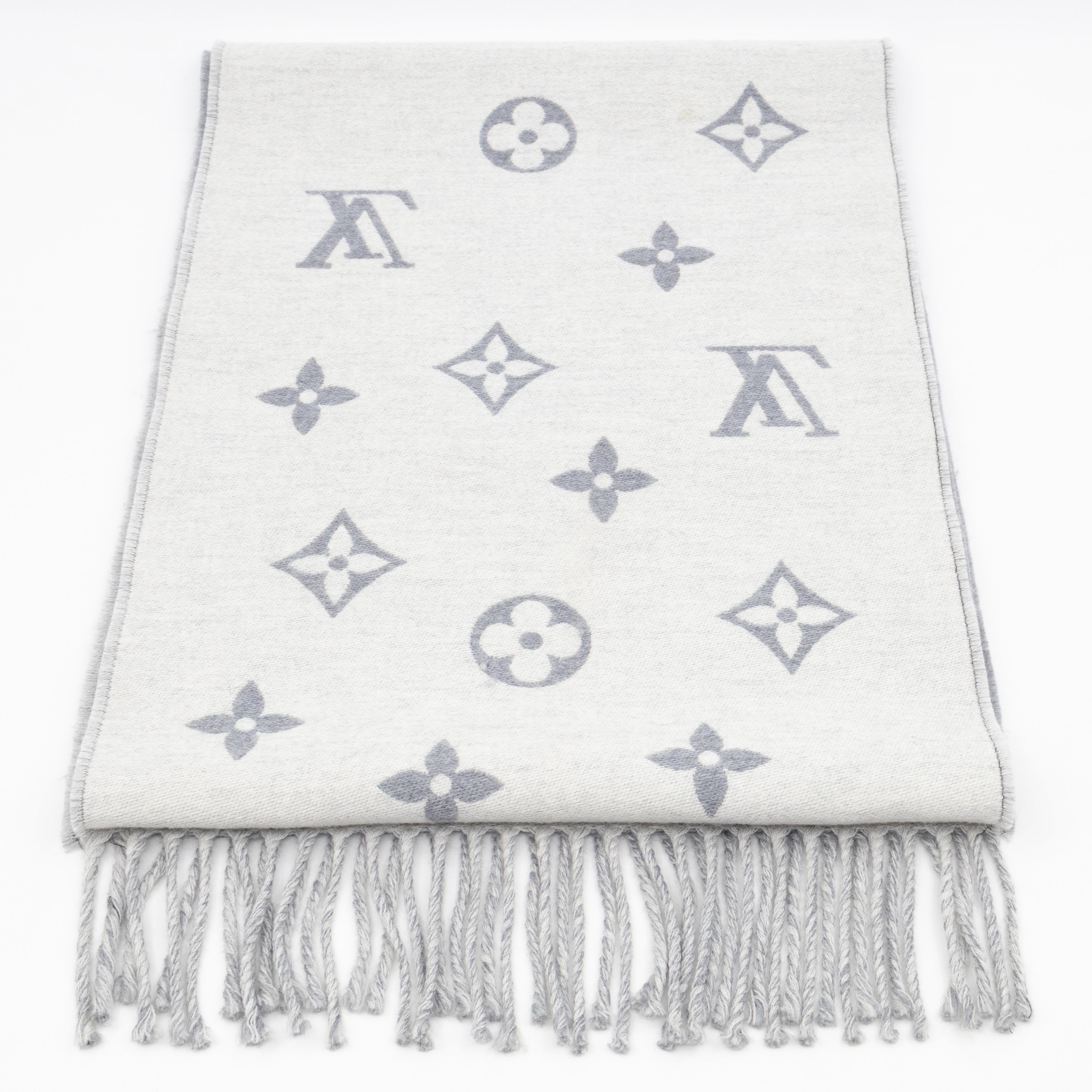 All About Monogram Scarf Gris Clair