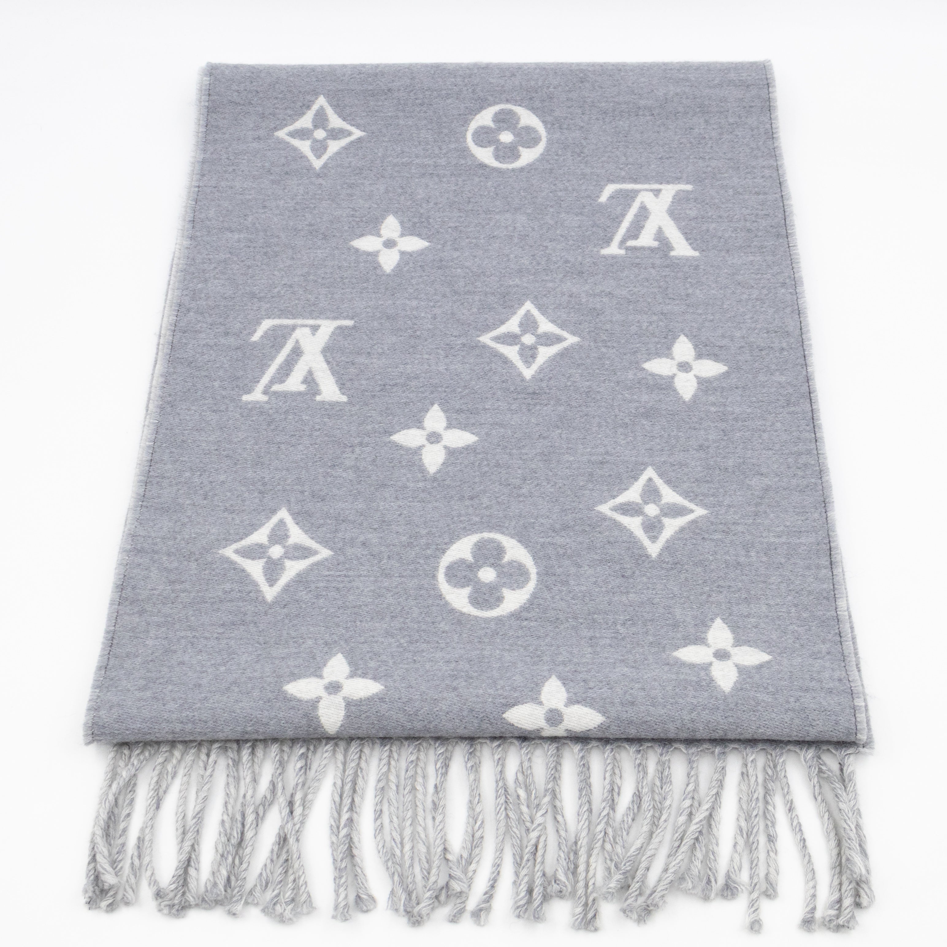 All About Monogram Scarf Gris Clair