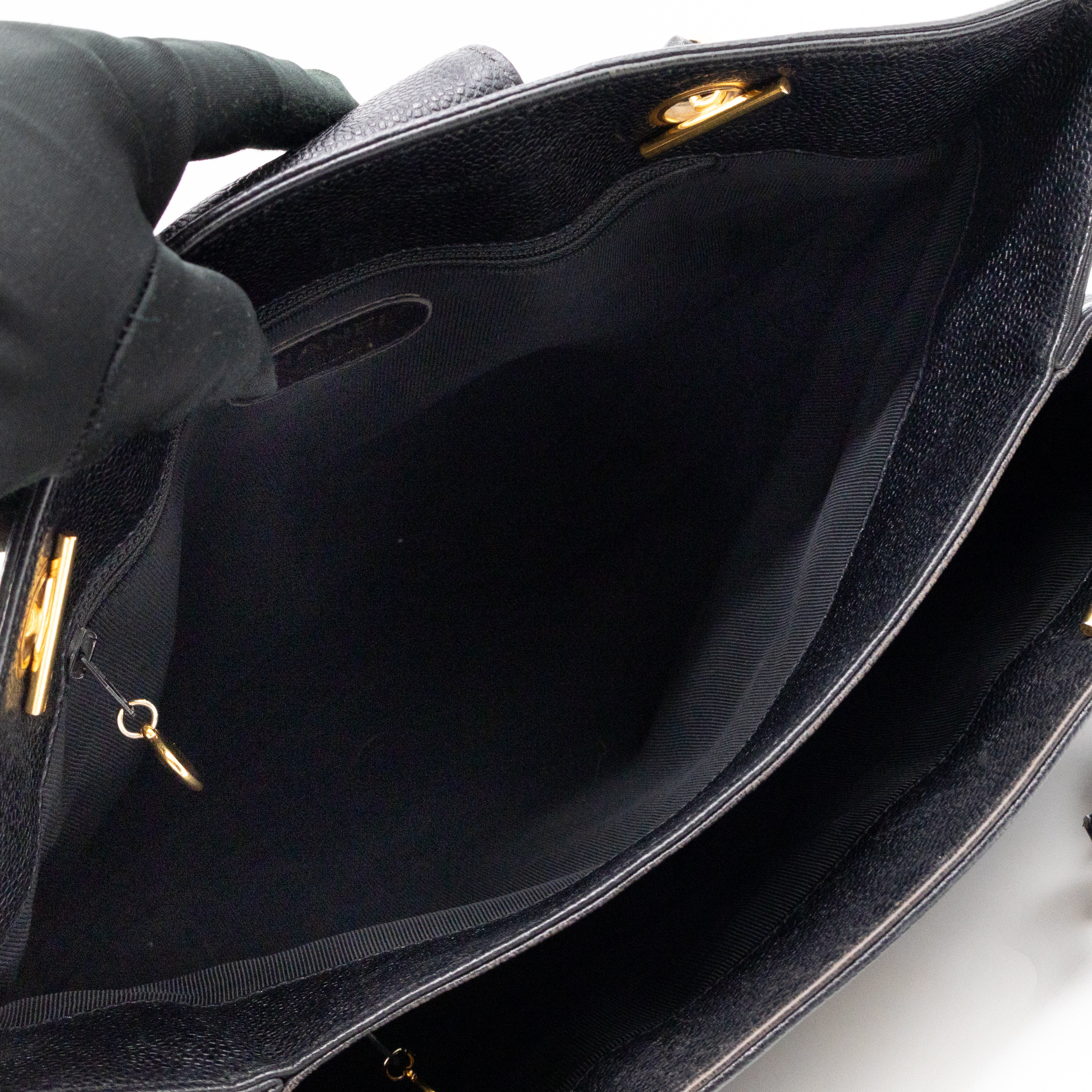 Vintage CC Flap Tote Black Caviar