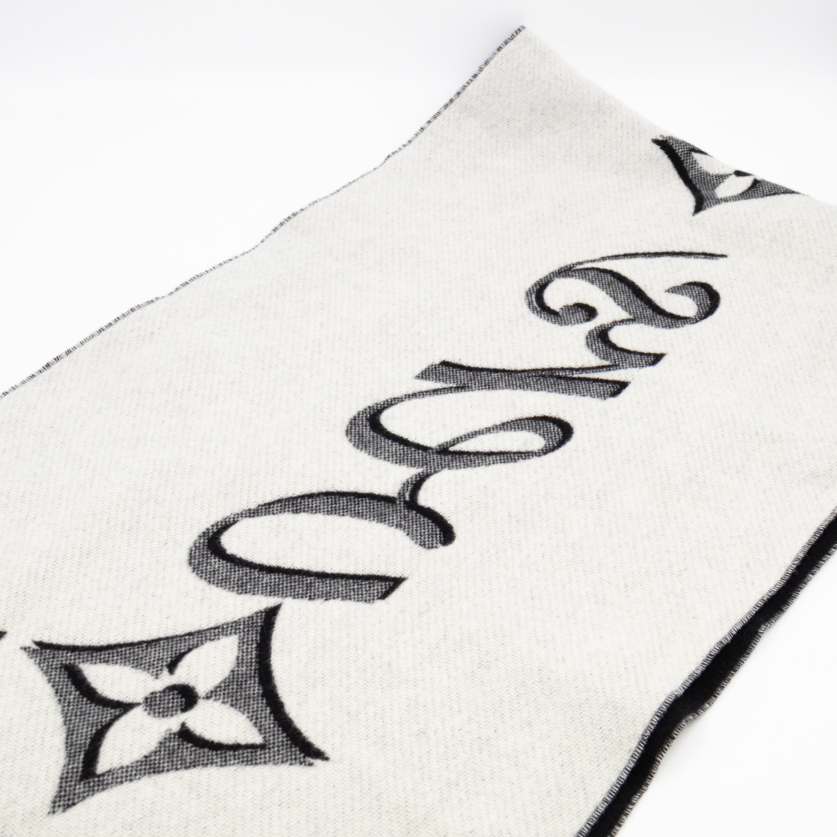 LV Vers Scarf Black