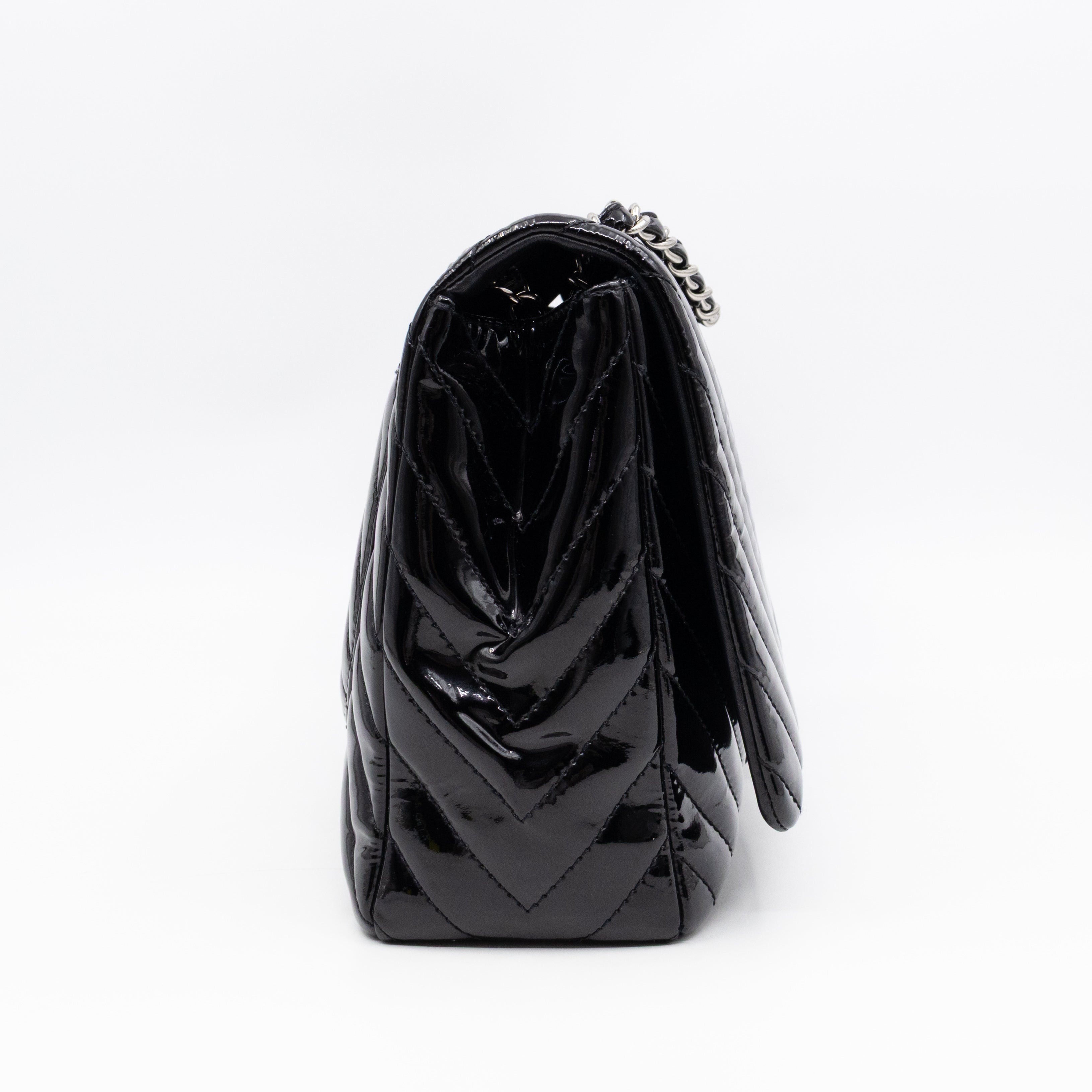 Classic Single Flap Maxi Black Chevron Patent Silver
