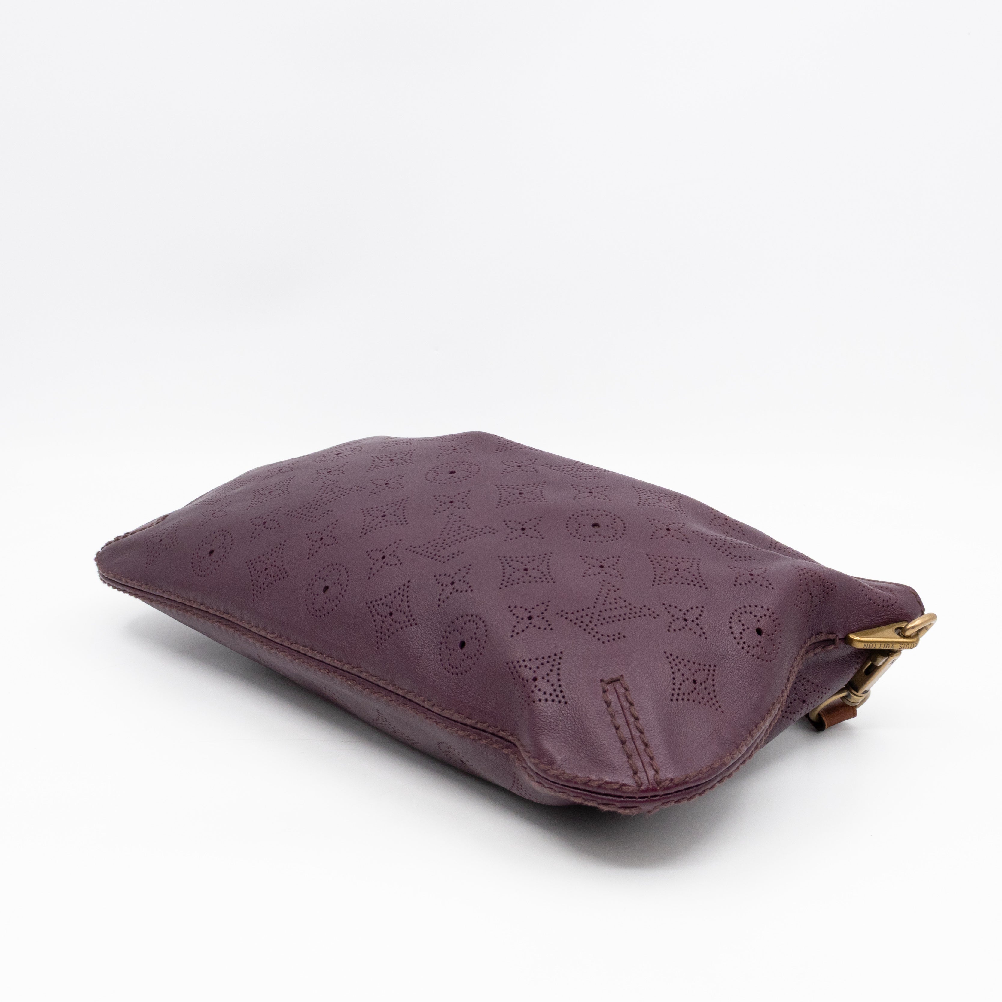 Pochette Onatah Mahina Leather Aubergine