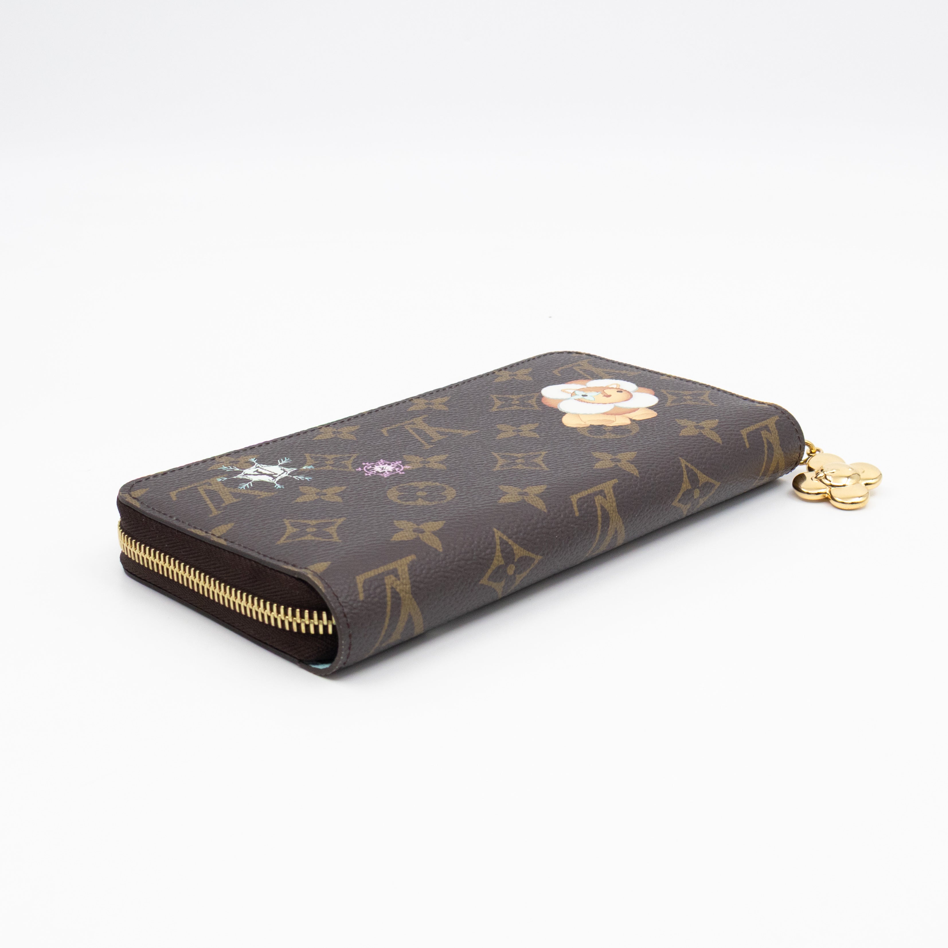 Zippy Wallet Snow Show Monogram