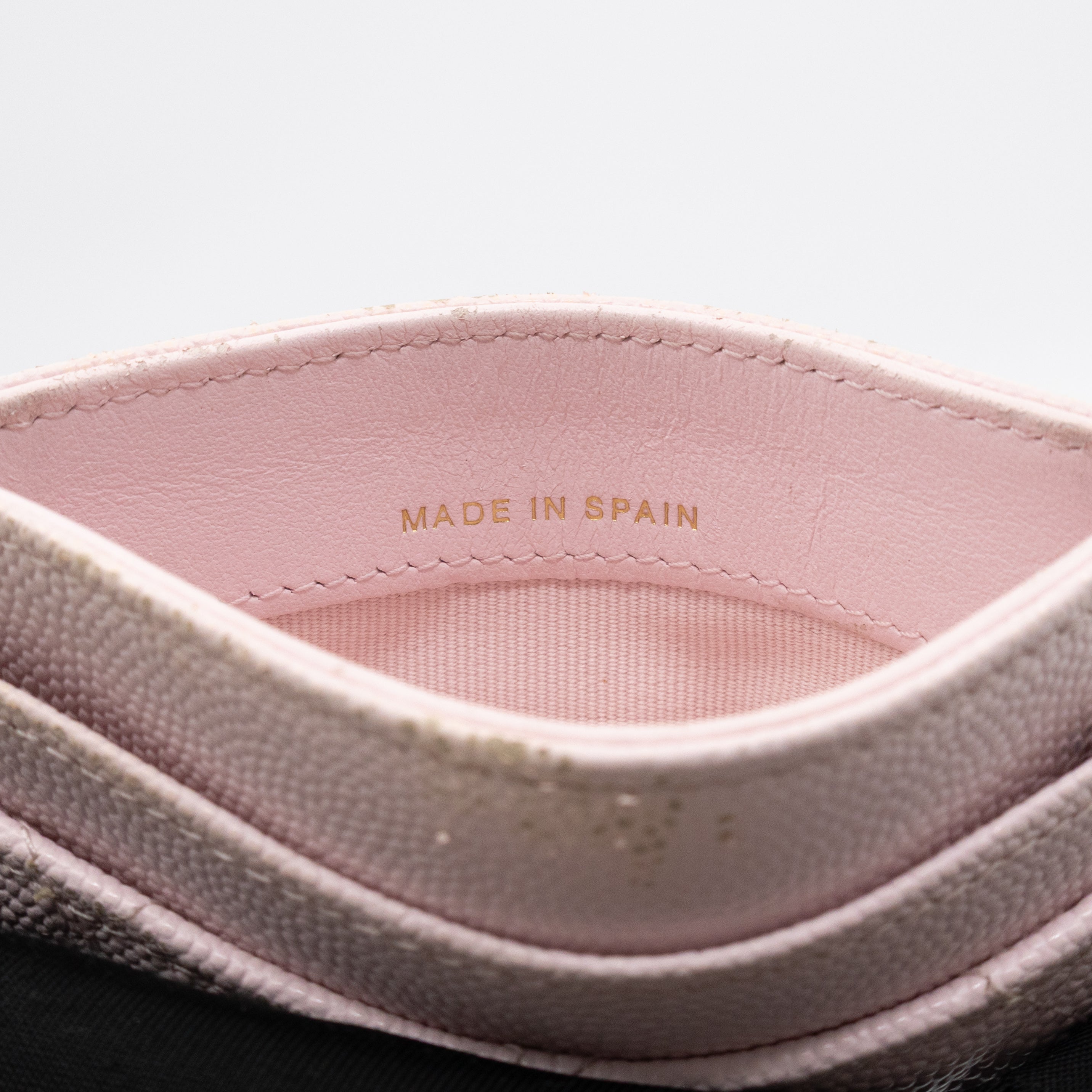 Classic Card Holder Light Pink Caviar Gold