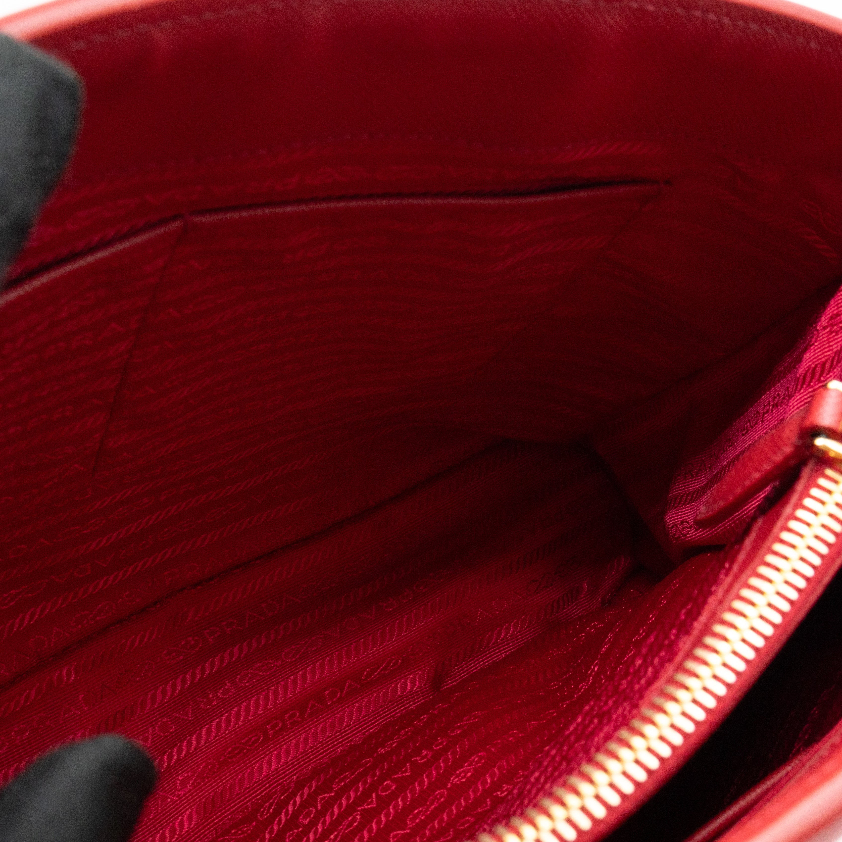 Parabole Shopping Tote Red Saffiano Leather
