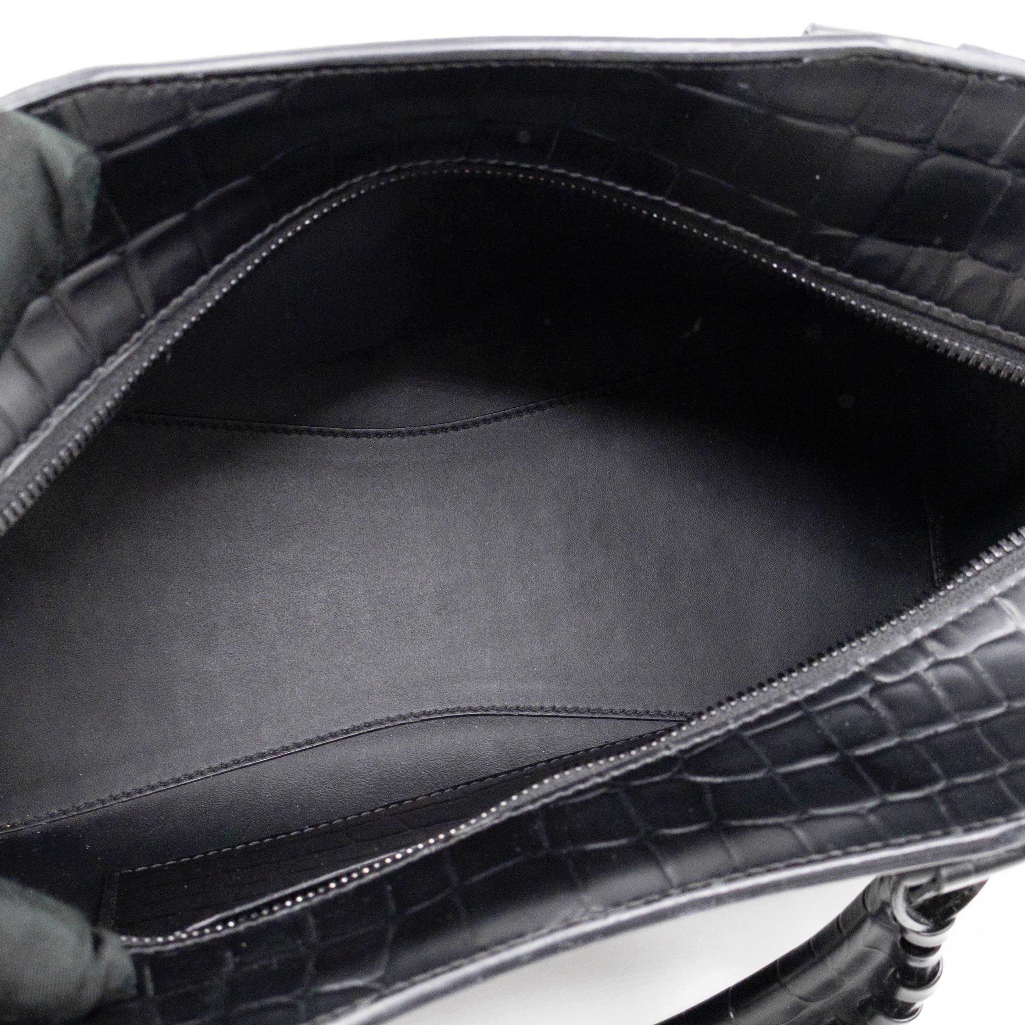 Neo Classic City Small Black Semi Shine Leather