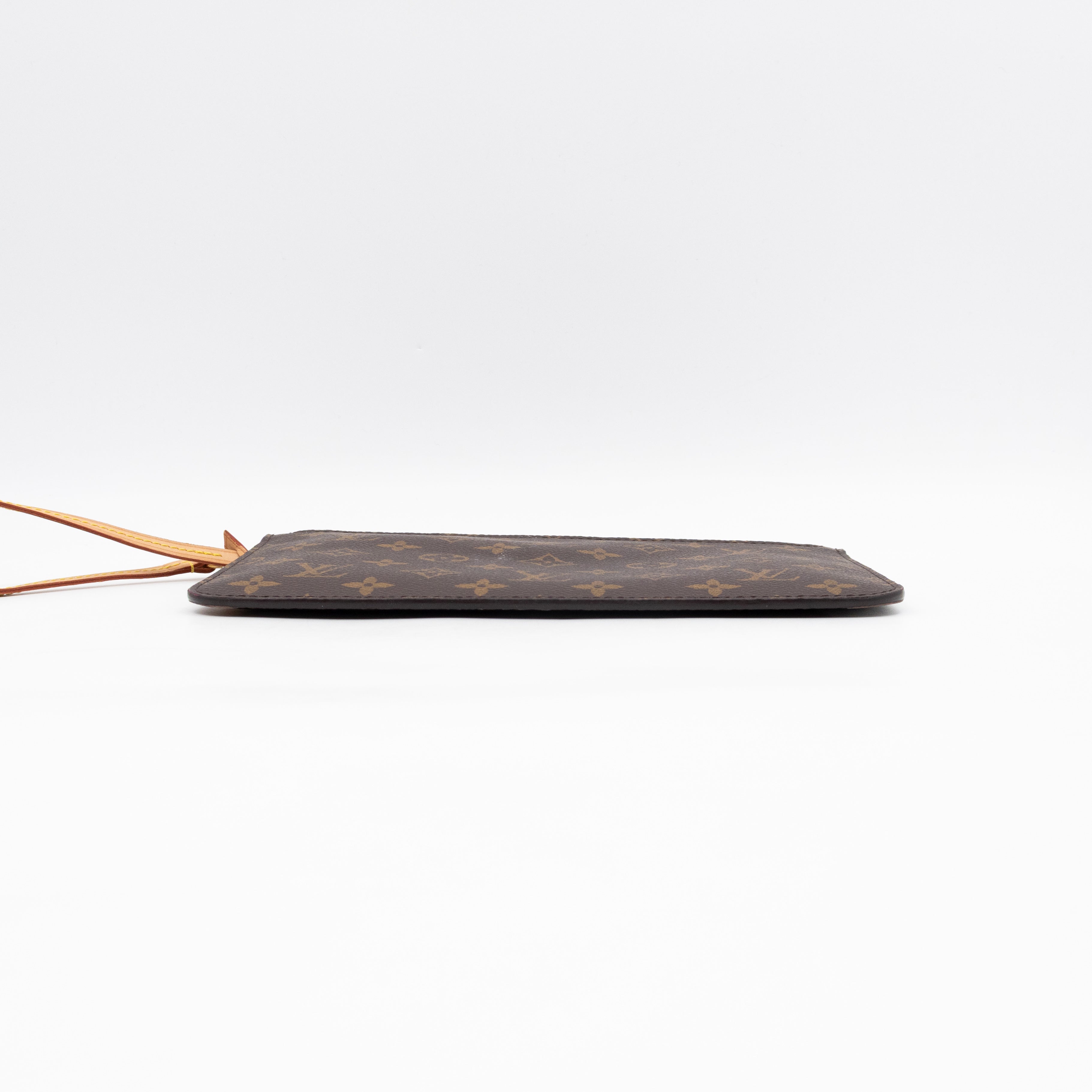 Neverfull Pochette Monogram Cerise