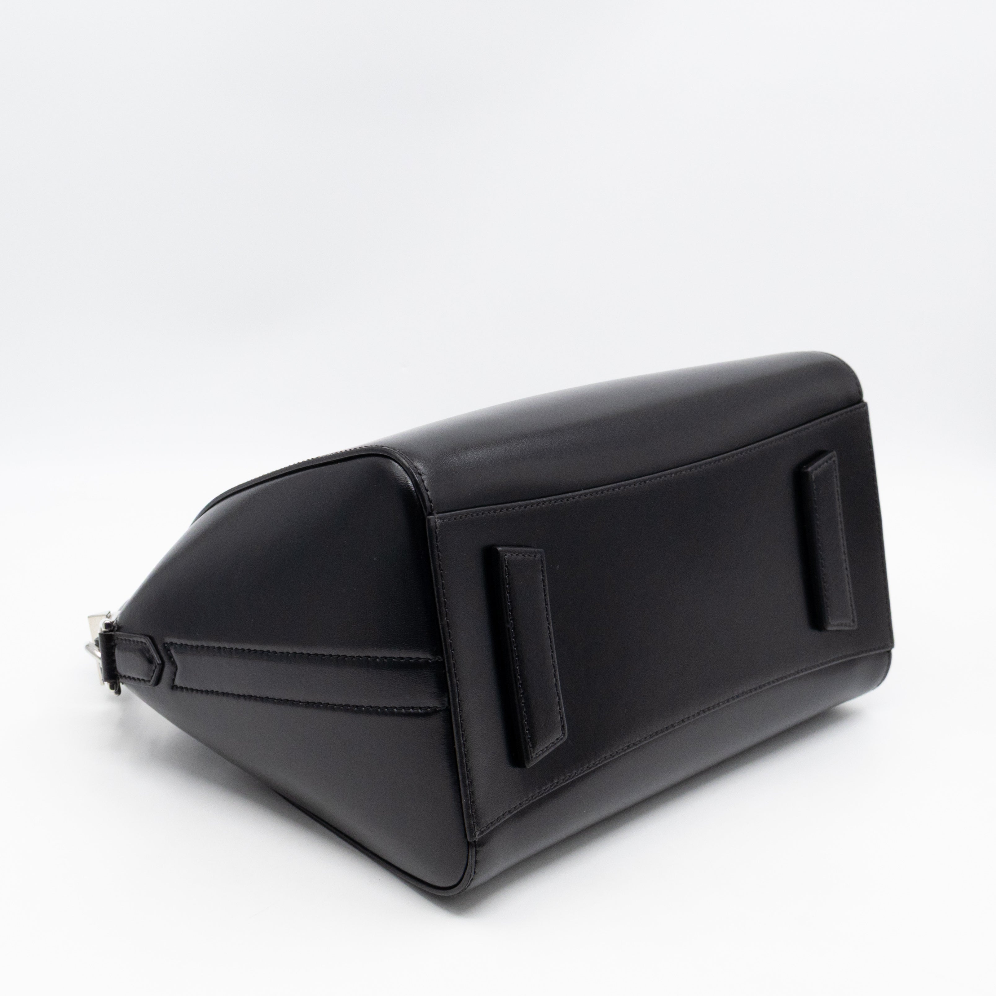 Antigona Small Black Leather