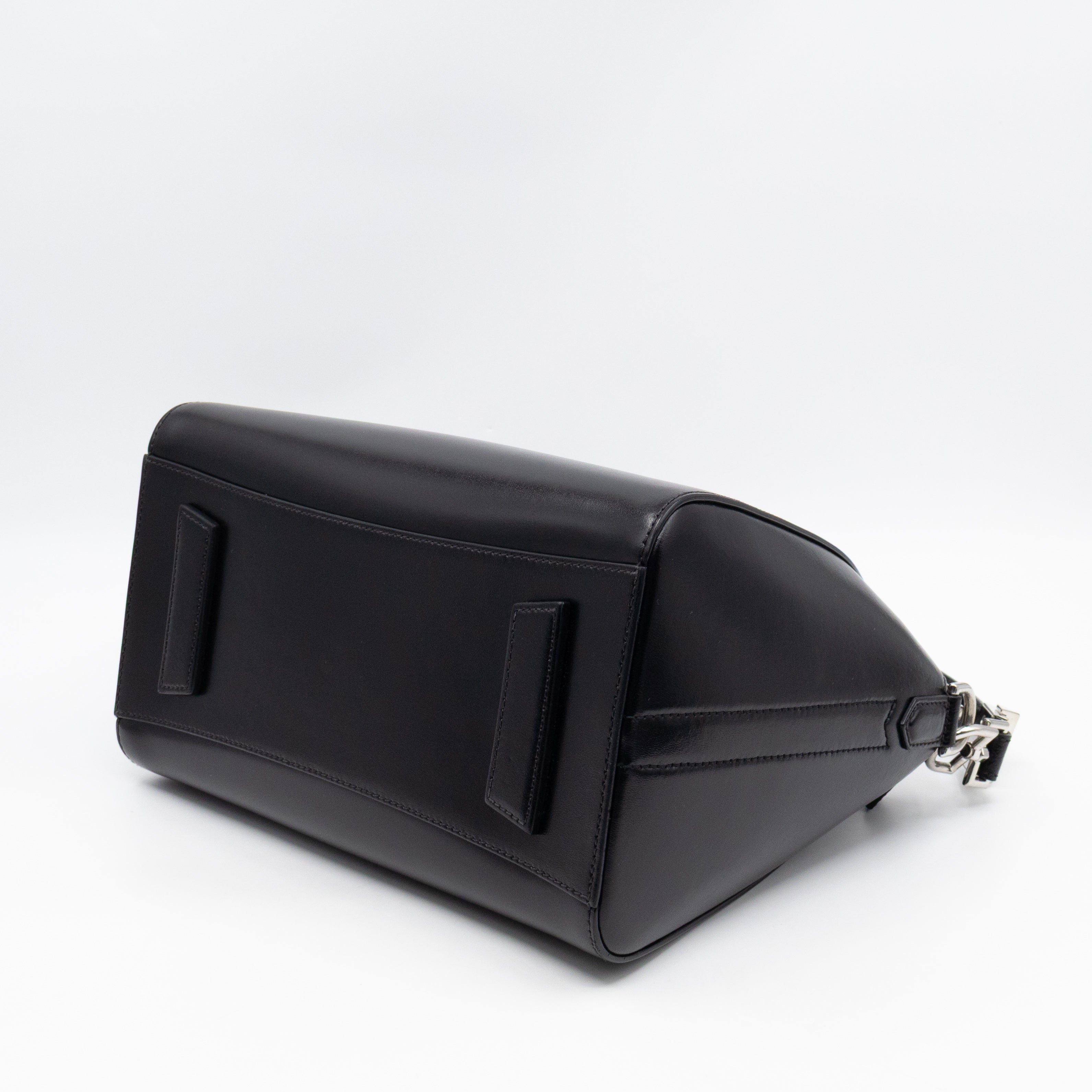 Antigona Small Black Leather