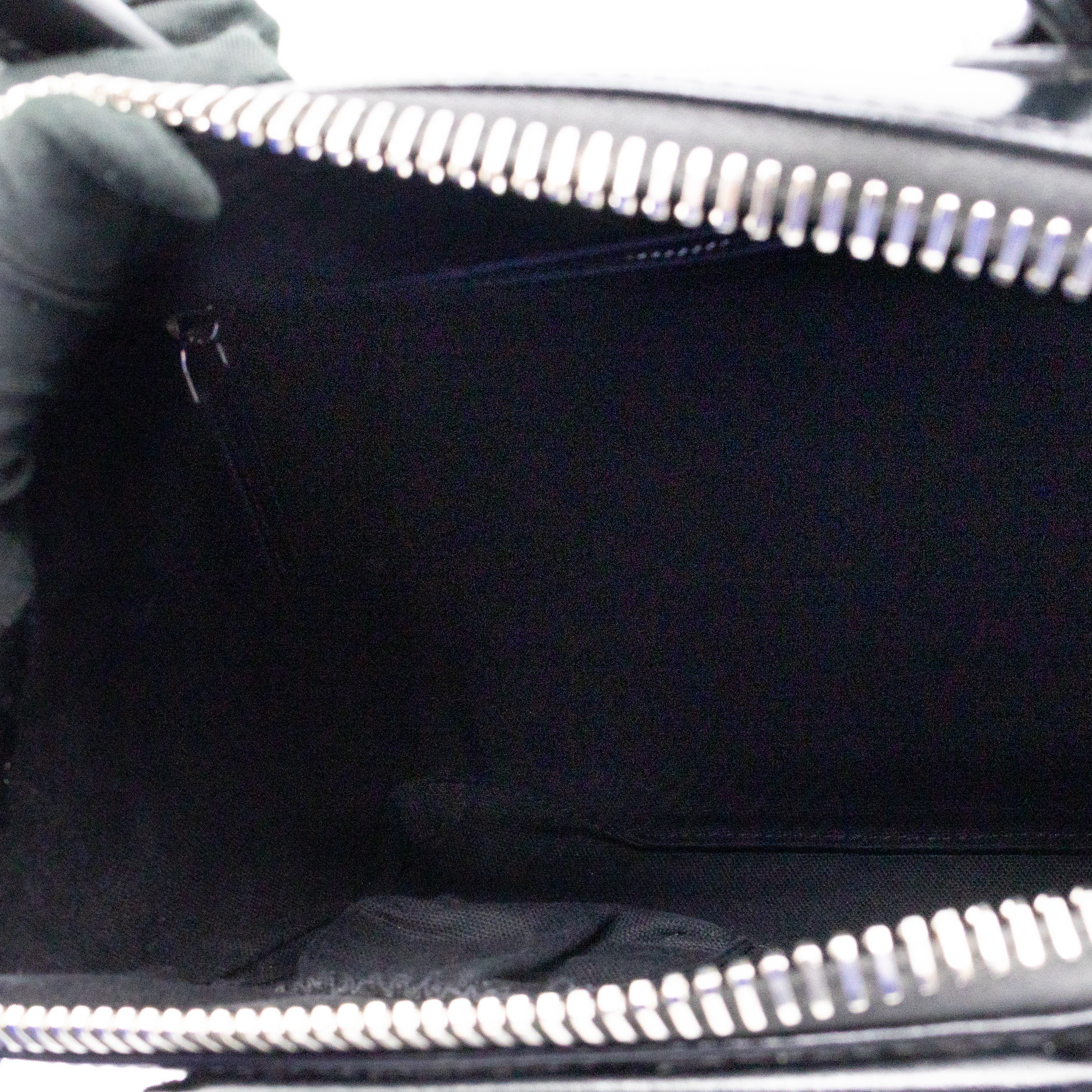 Antigona Small Black Leather