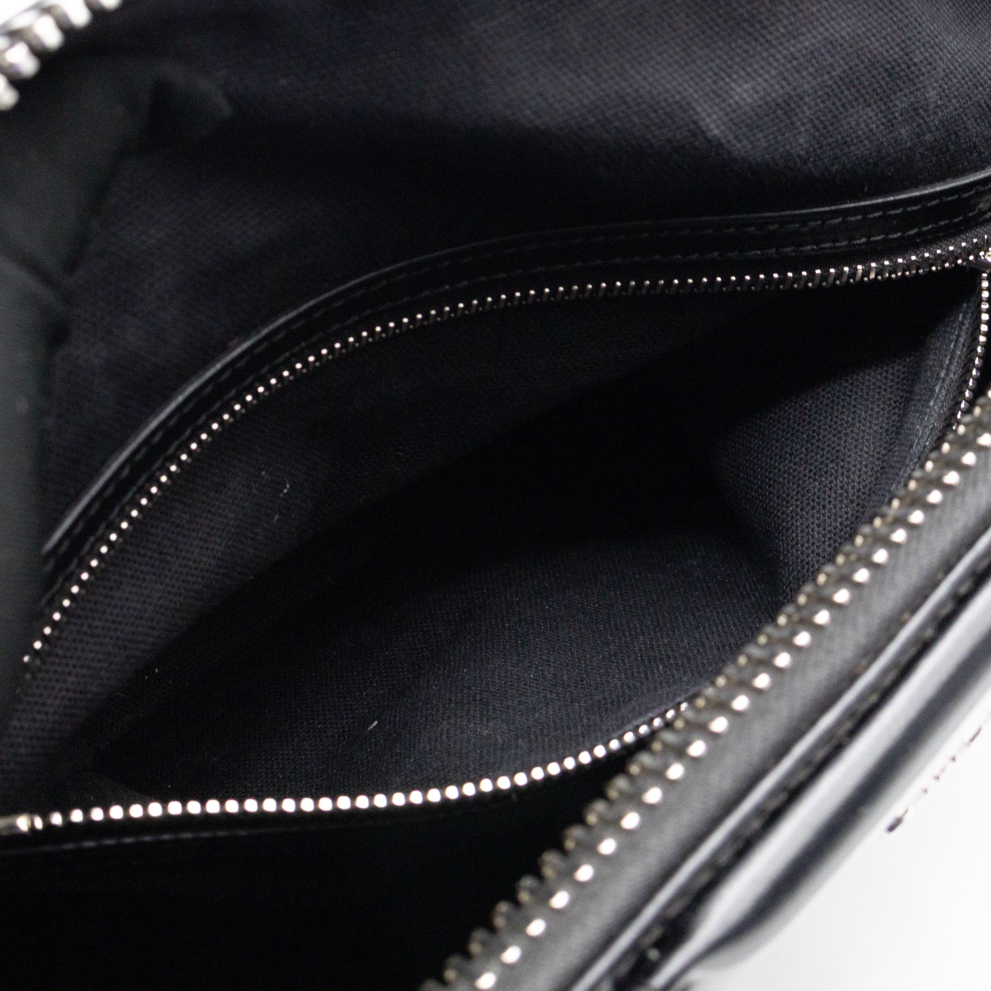 Antigona Small Black Leather