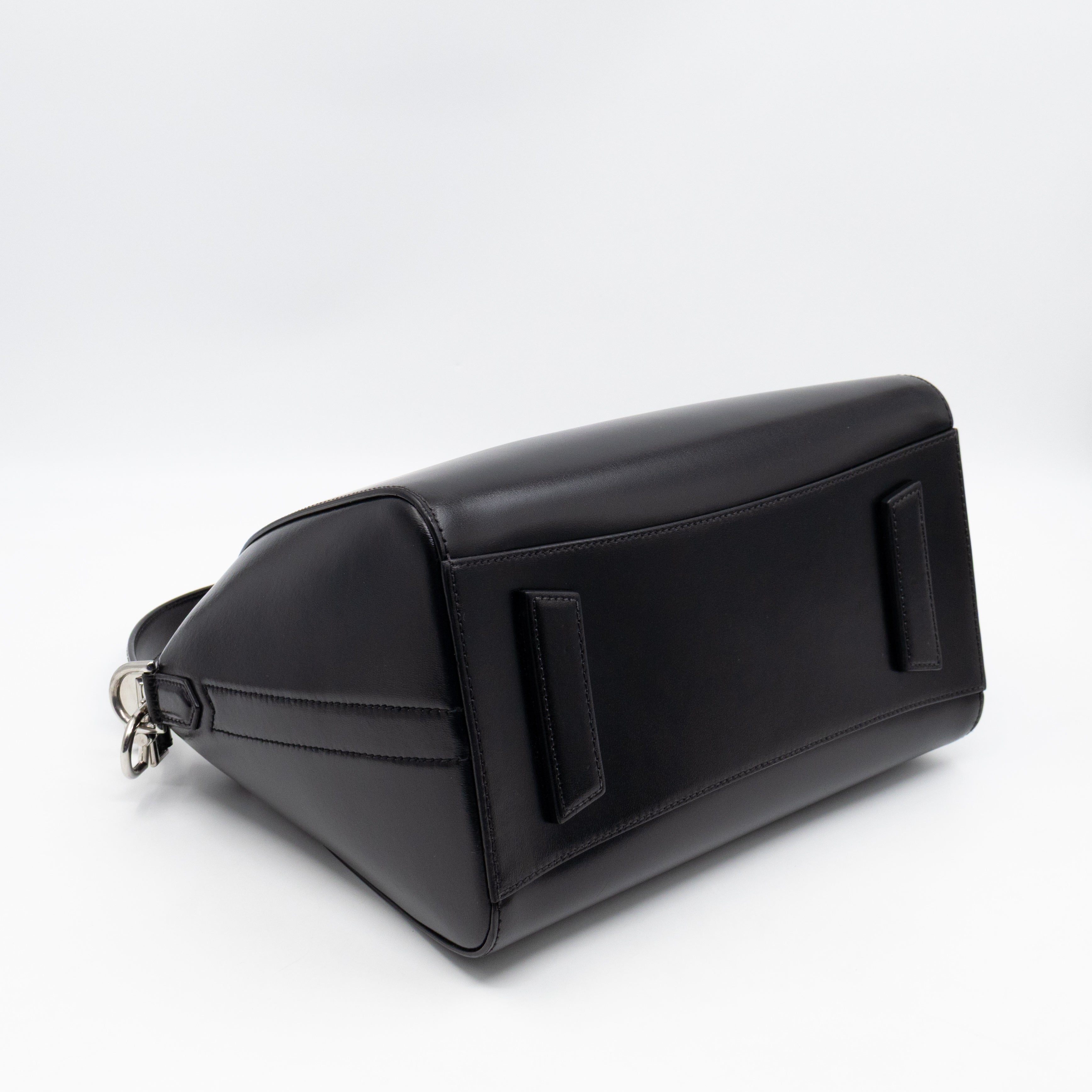 Antigona Small Black Leather