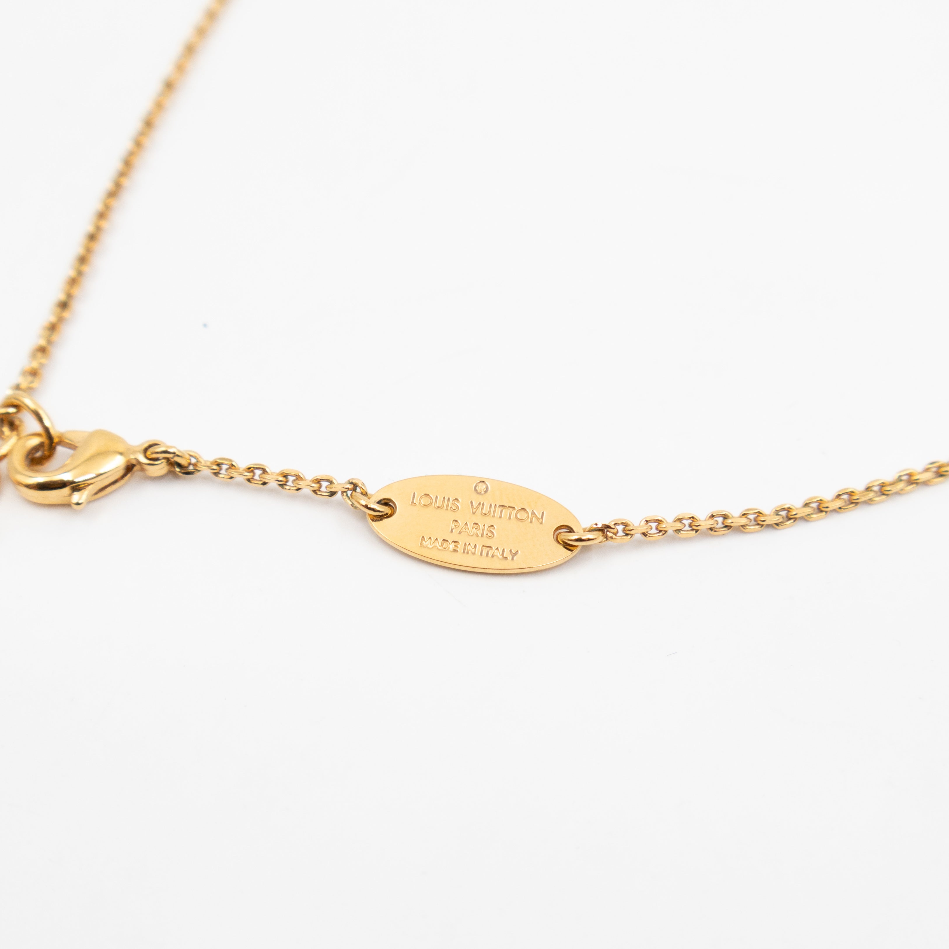LV & Me Necklace "h" Pendant Gold