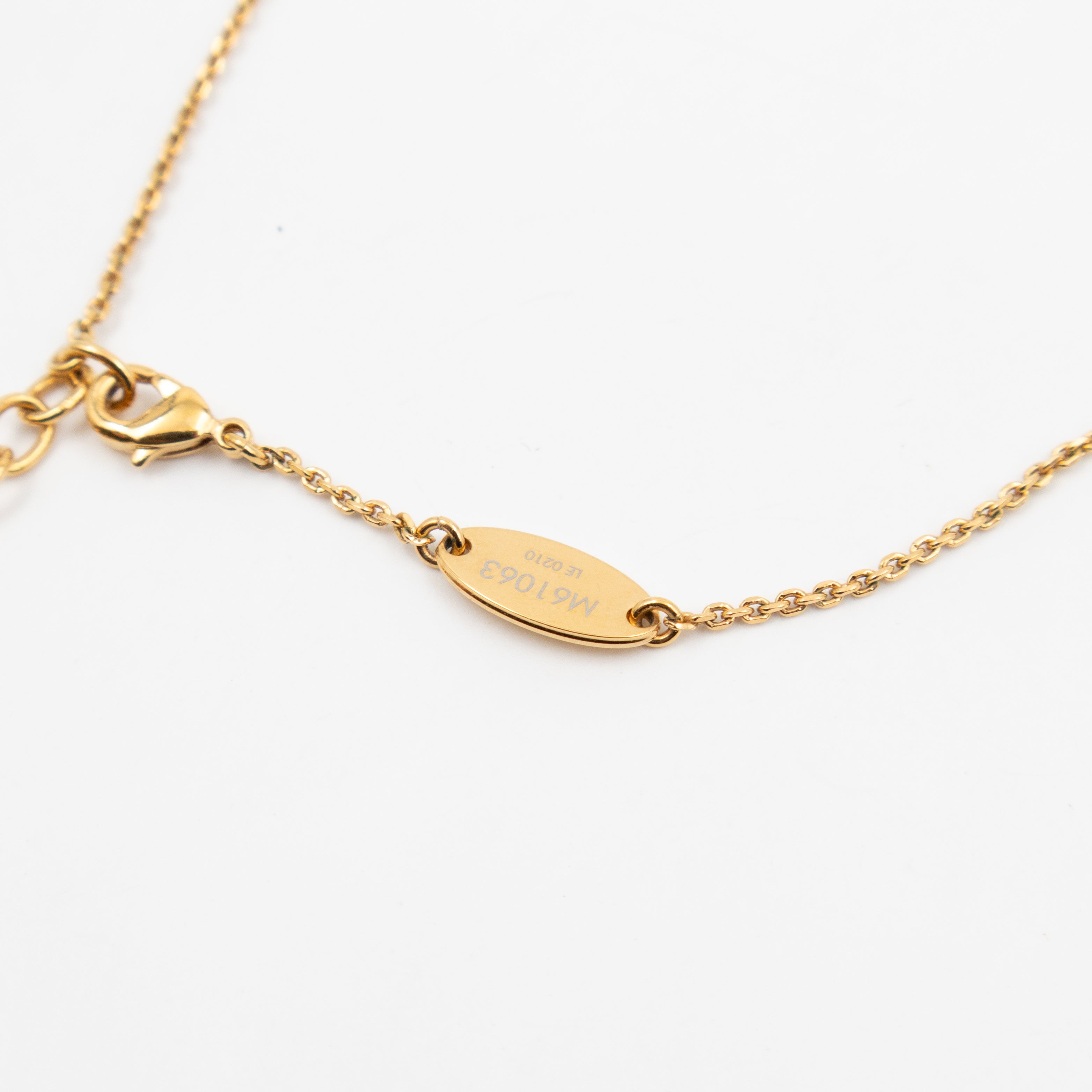 LV & Me Necklace "h" Pendant Gold