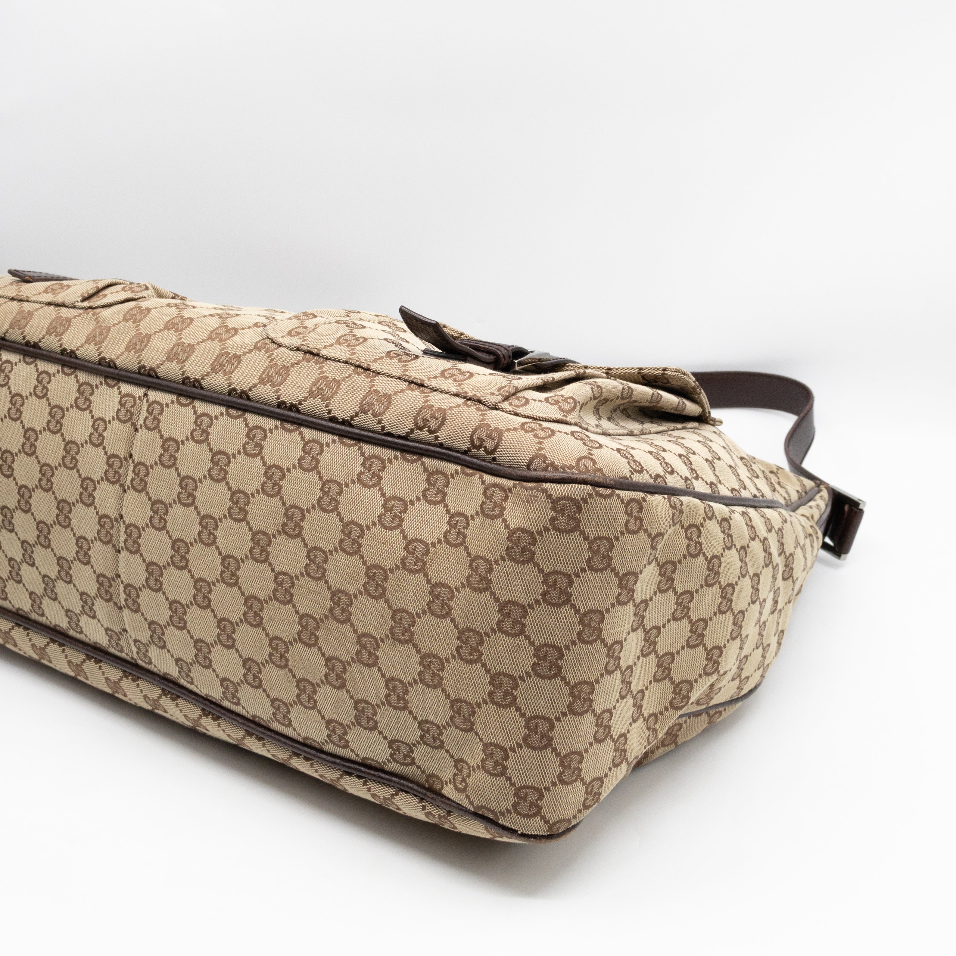 Double Pocket Hobo Bag GG Supreme Canvas