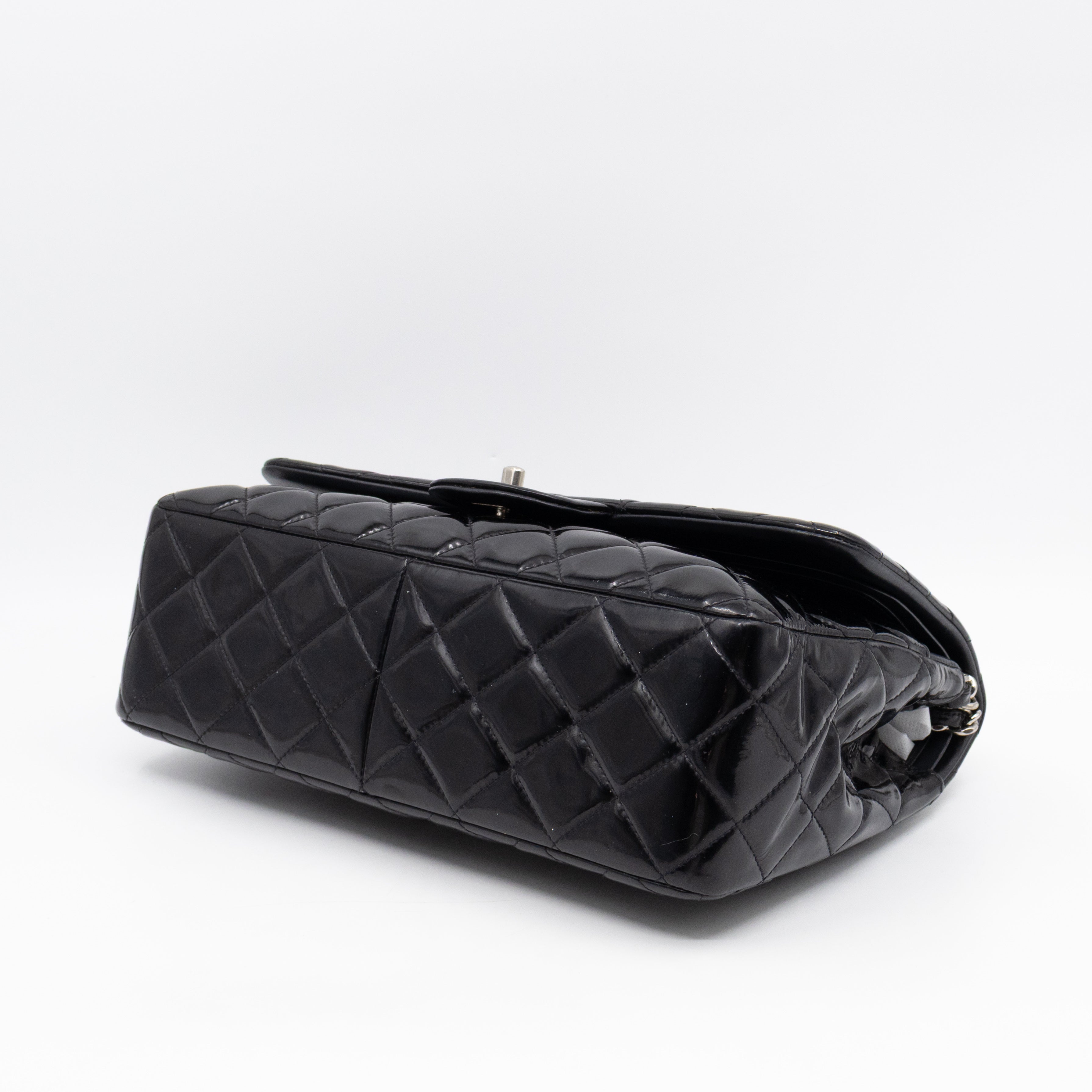 Classic Double Flap Jumbo Black Patent Leather