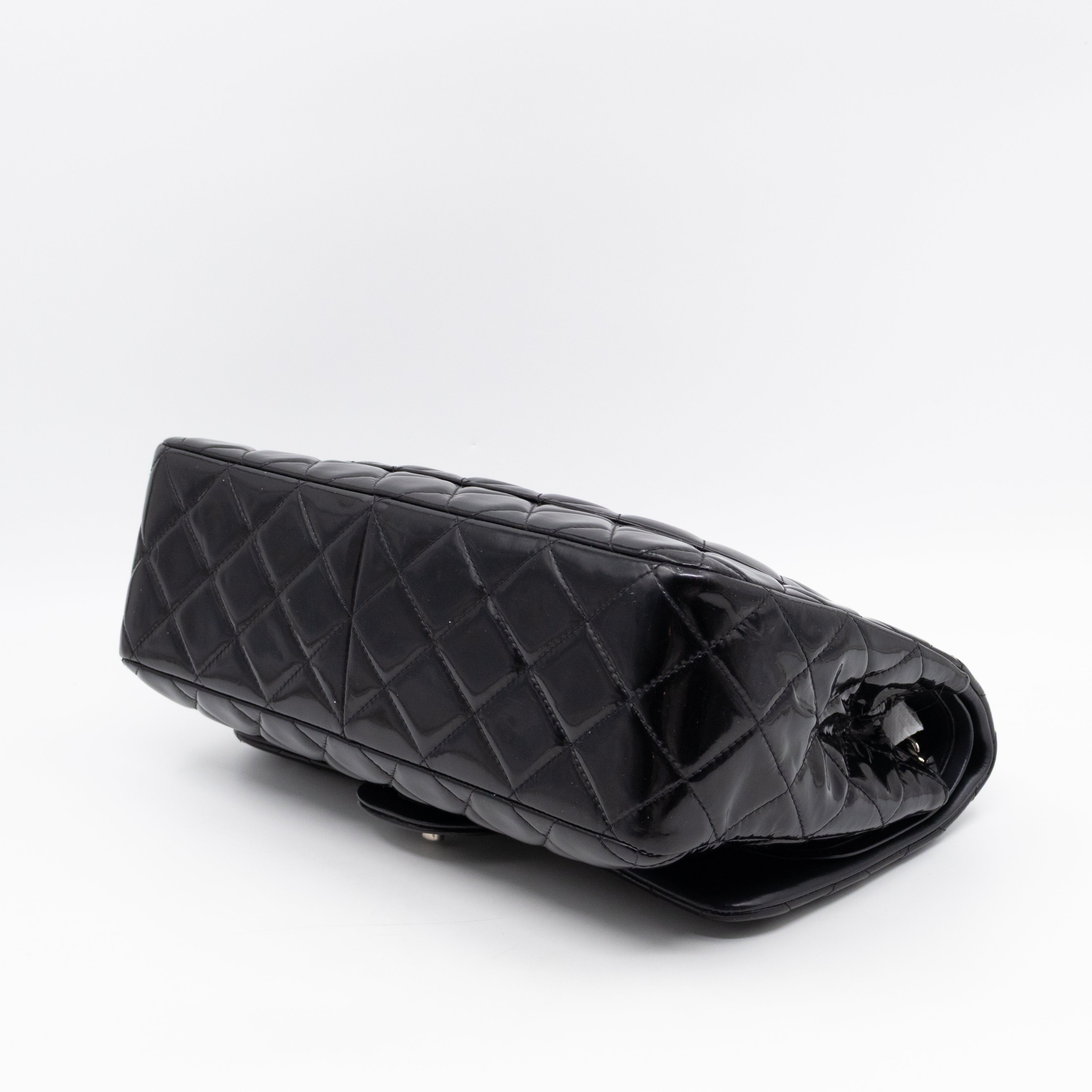 Classic Double Flap Jumbo Black Patent Leather