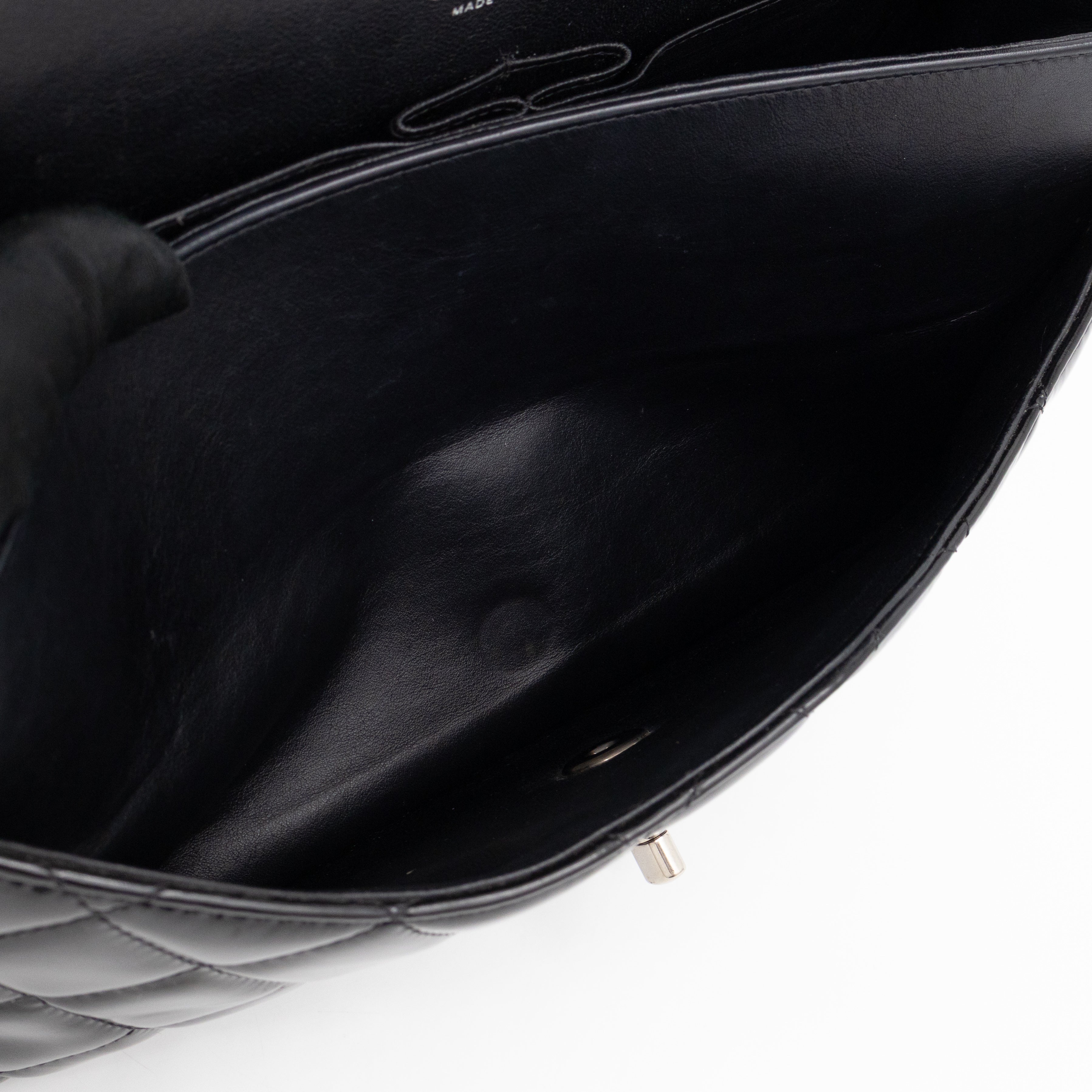 Classic Double Flap Jumbo Black Patent Leather