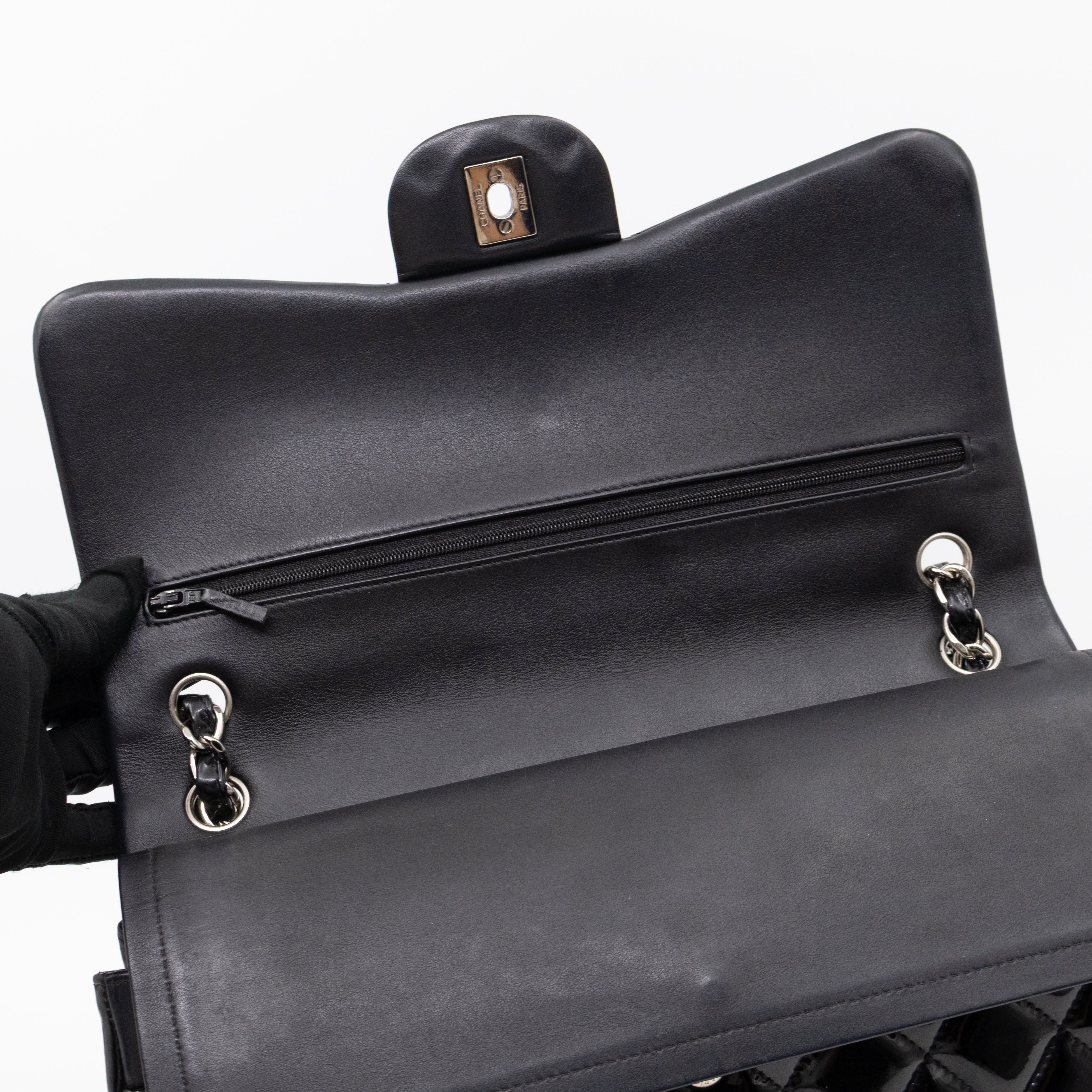 Classic Double Flap Jumbo Black Patent Leather
