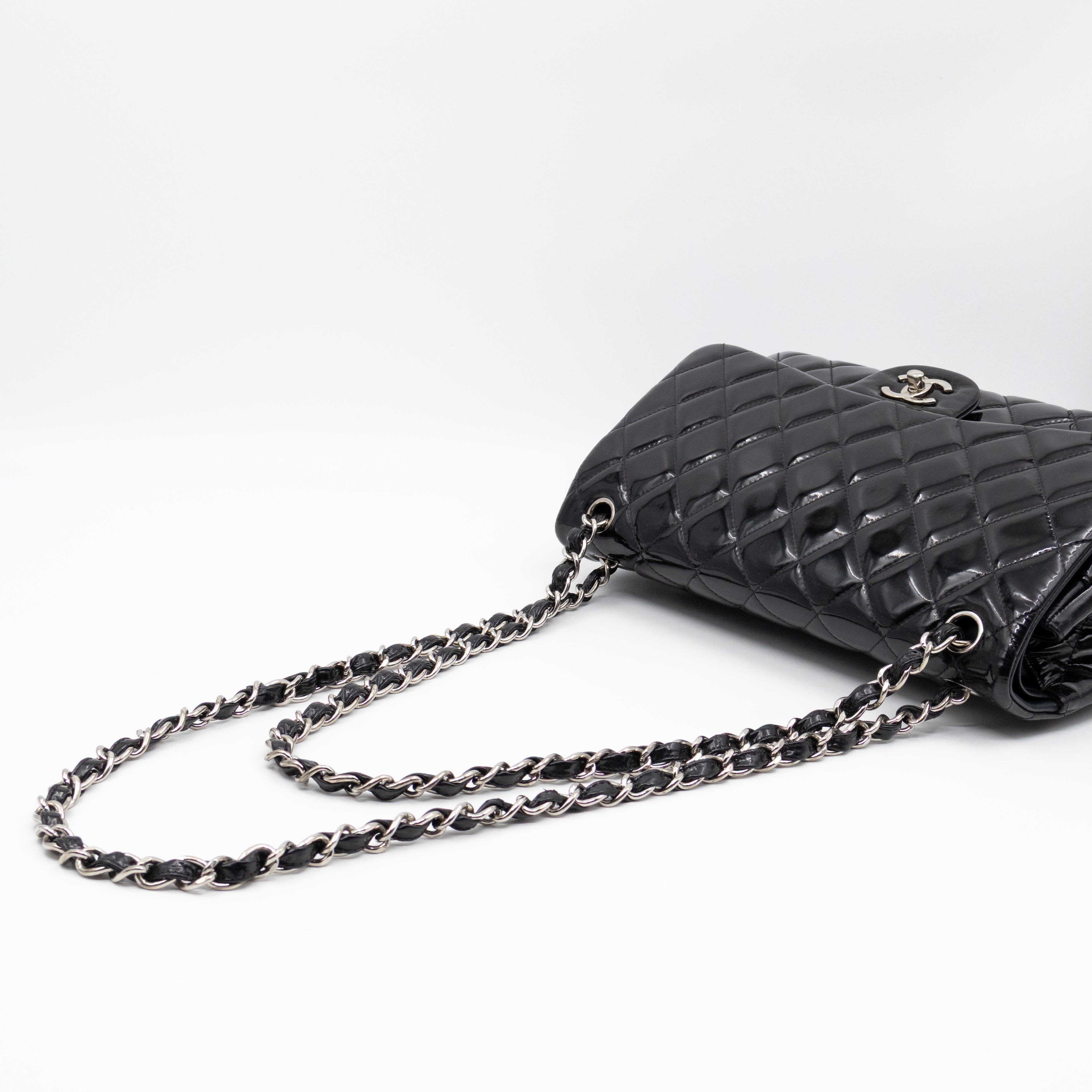 Classic Double Flap Jumbo Black Patent Leather