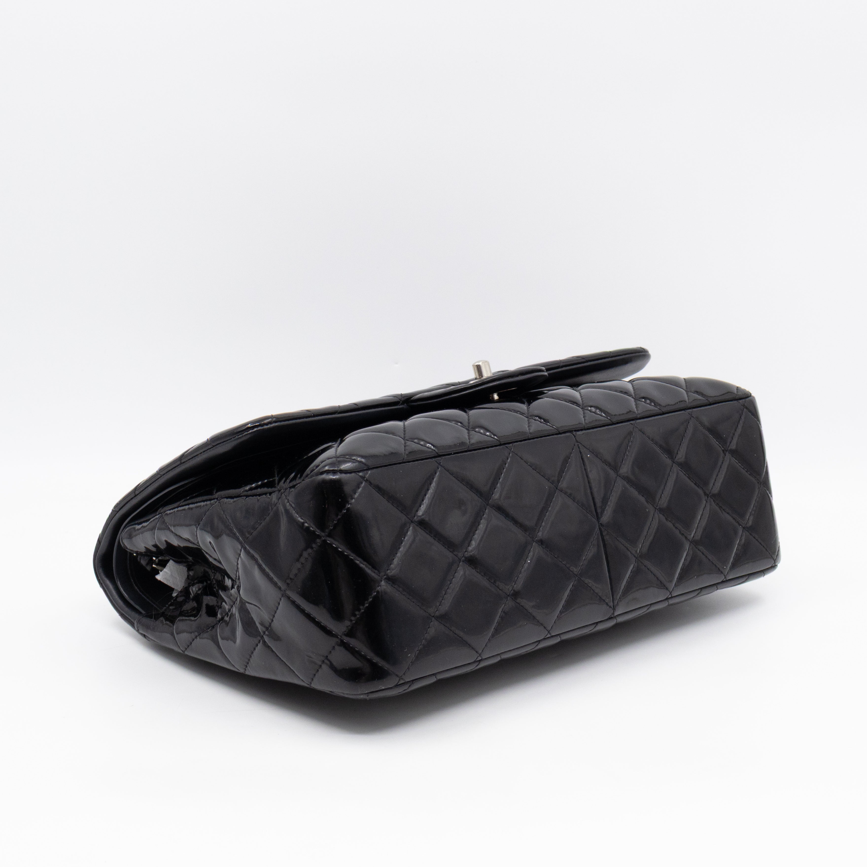Classic Double Flap Jumbo Black Patent Leather