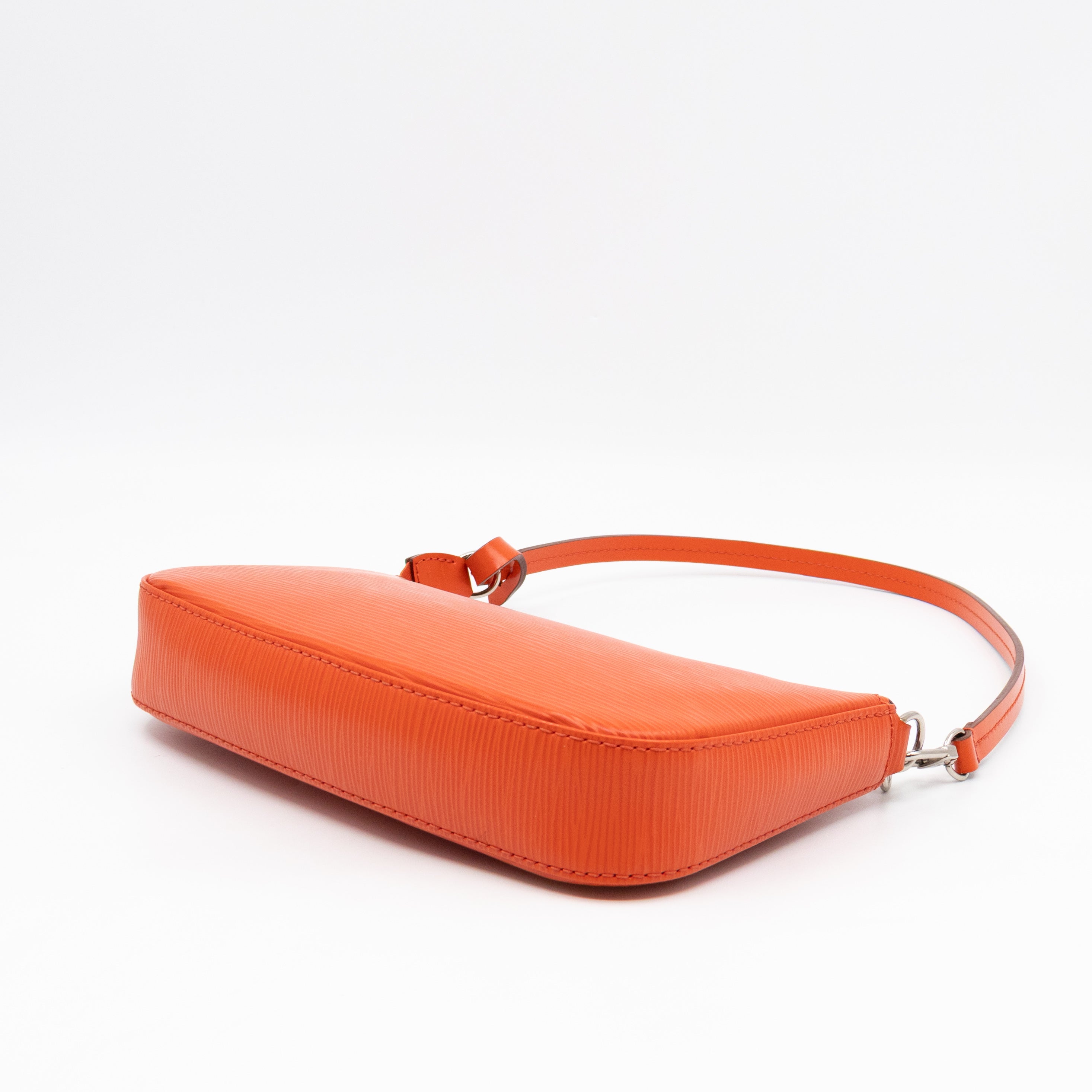 Pochette Accessoires Orange Epi Leather