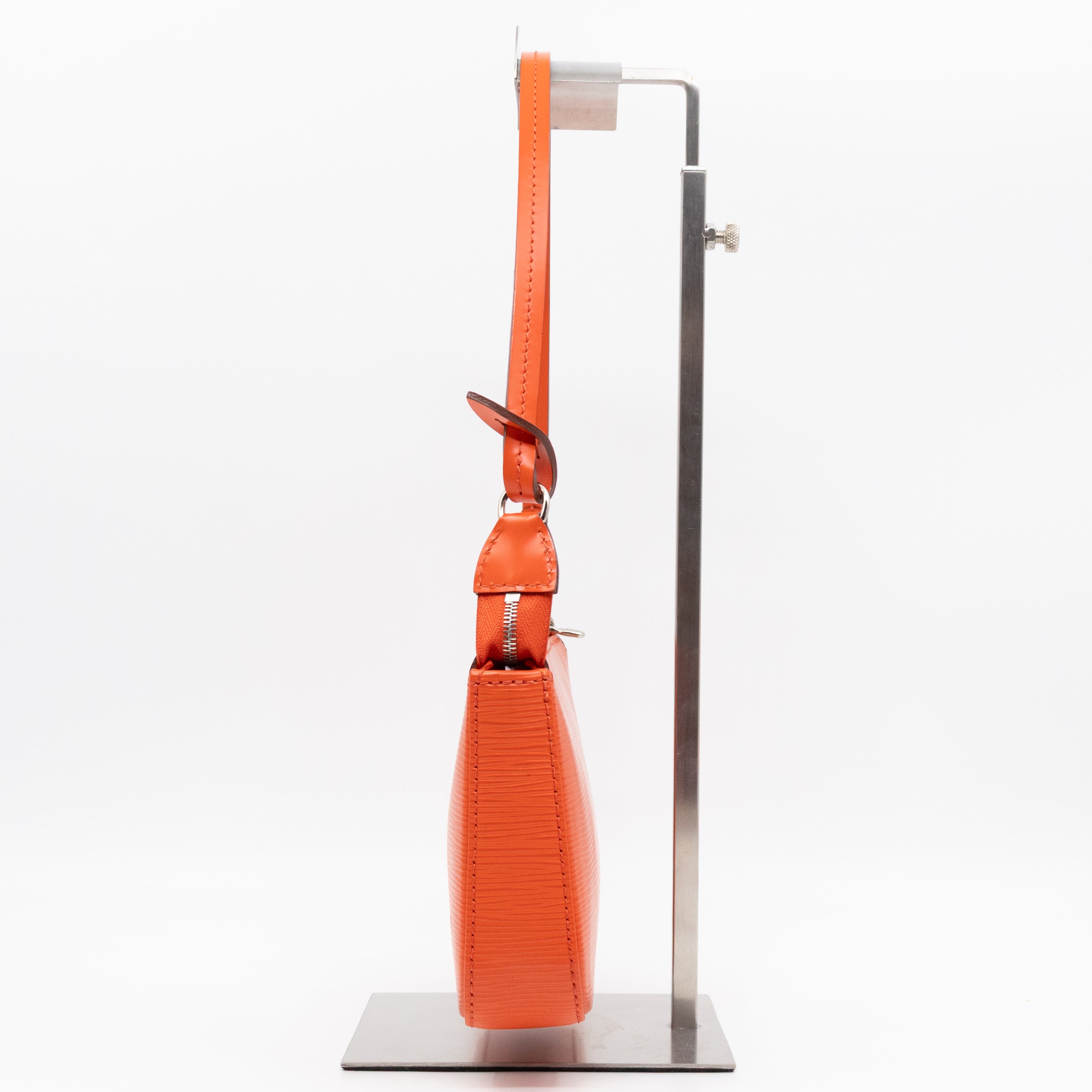Pochette Accessoires Orange Epi Leather