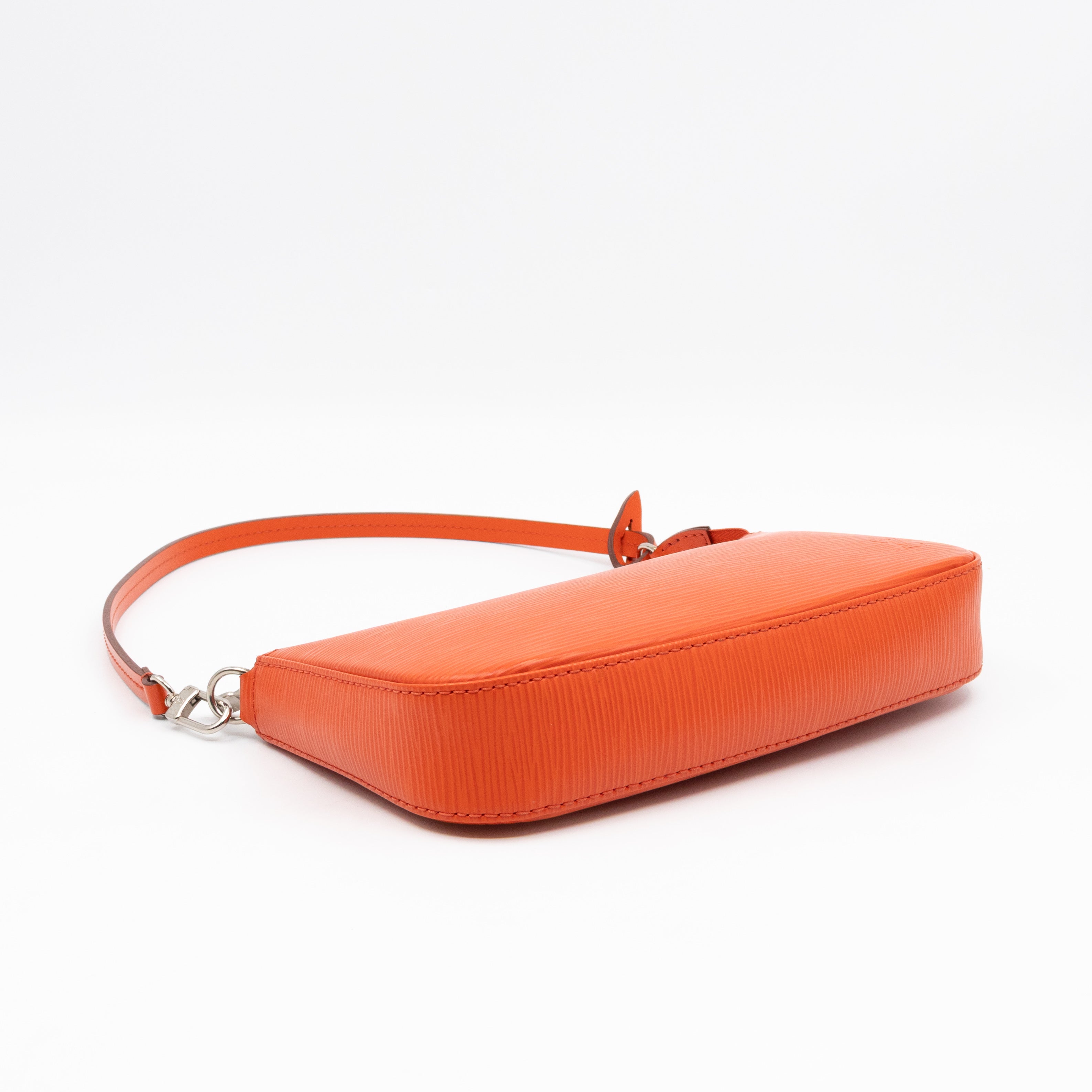 Pochette Accessoires Orange Epi Leather
