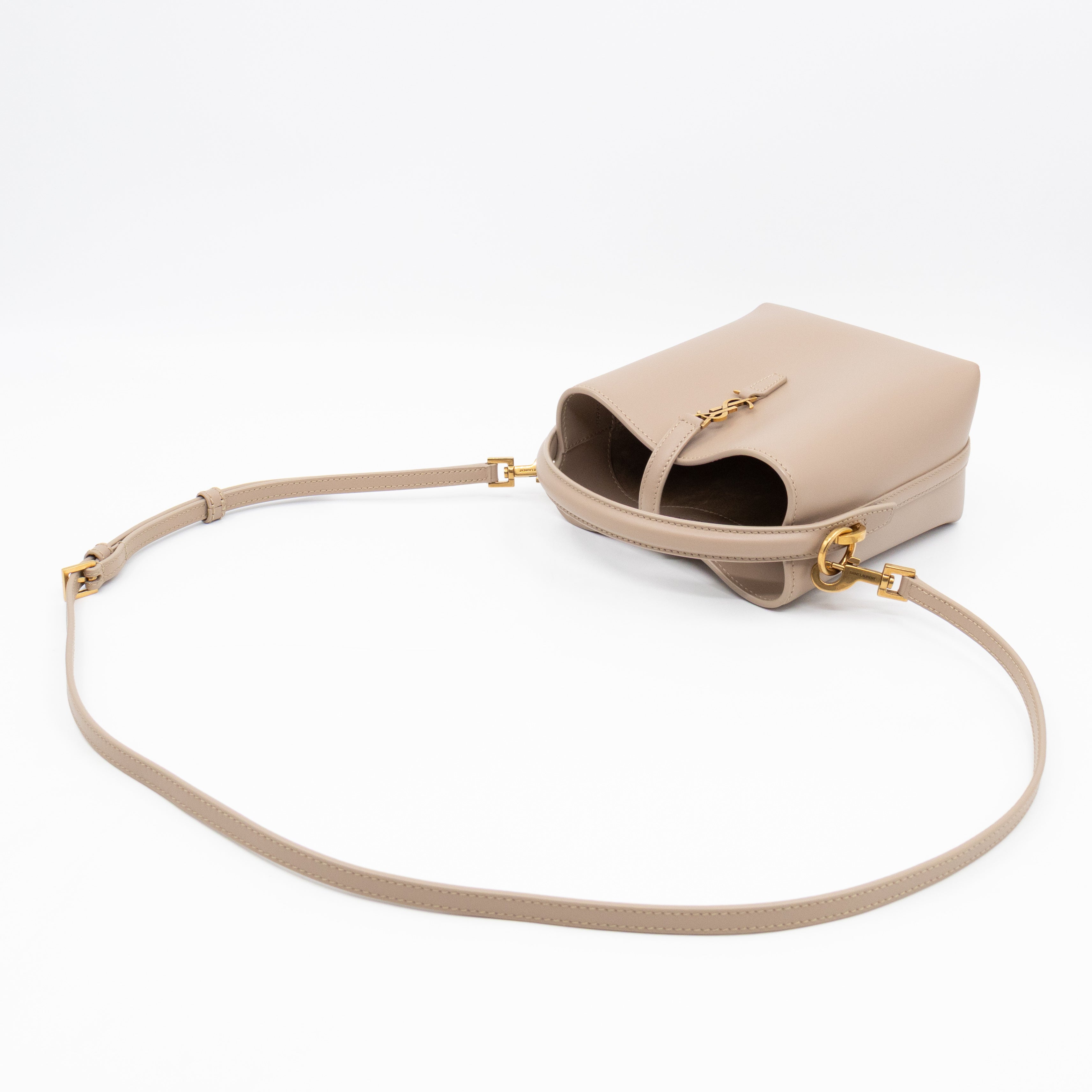 Le 37 Mini Dark Beige Shiny Leather