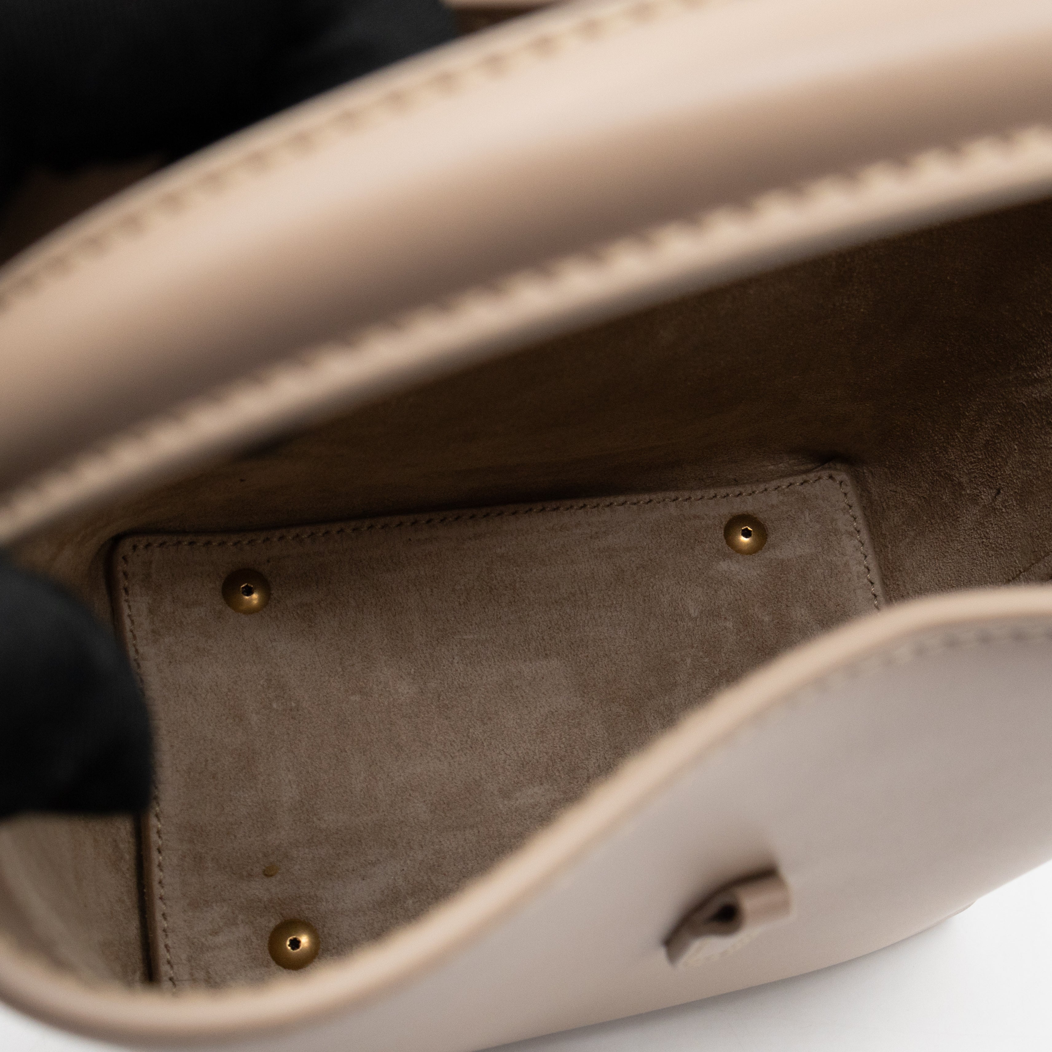 Le 37 Mini Dark Beige Shiny Leather