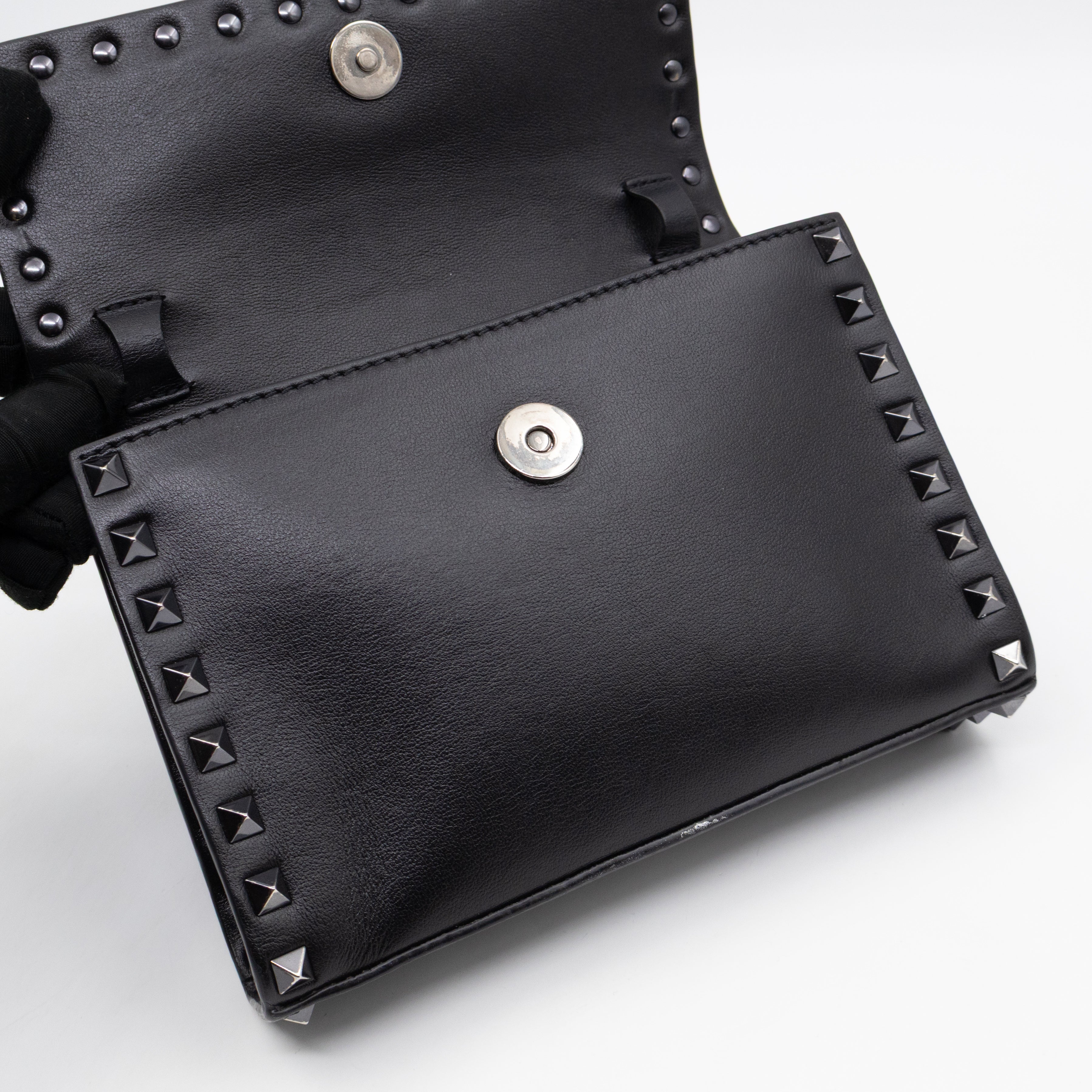 Rockstud Flap Small Crossbody Bag Black Leather