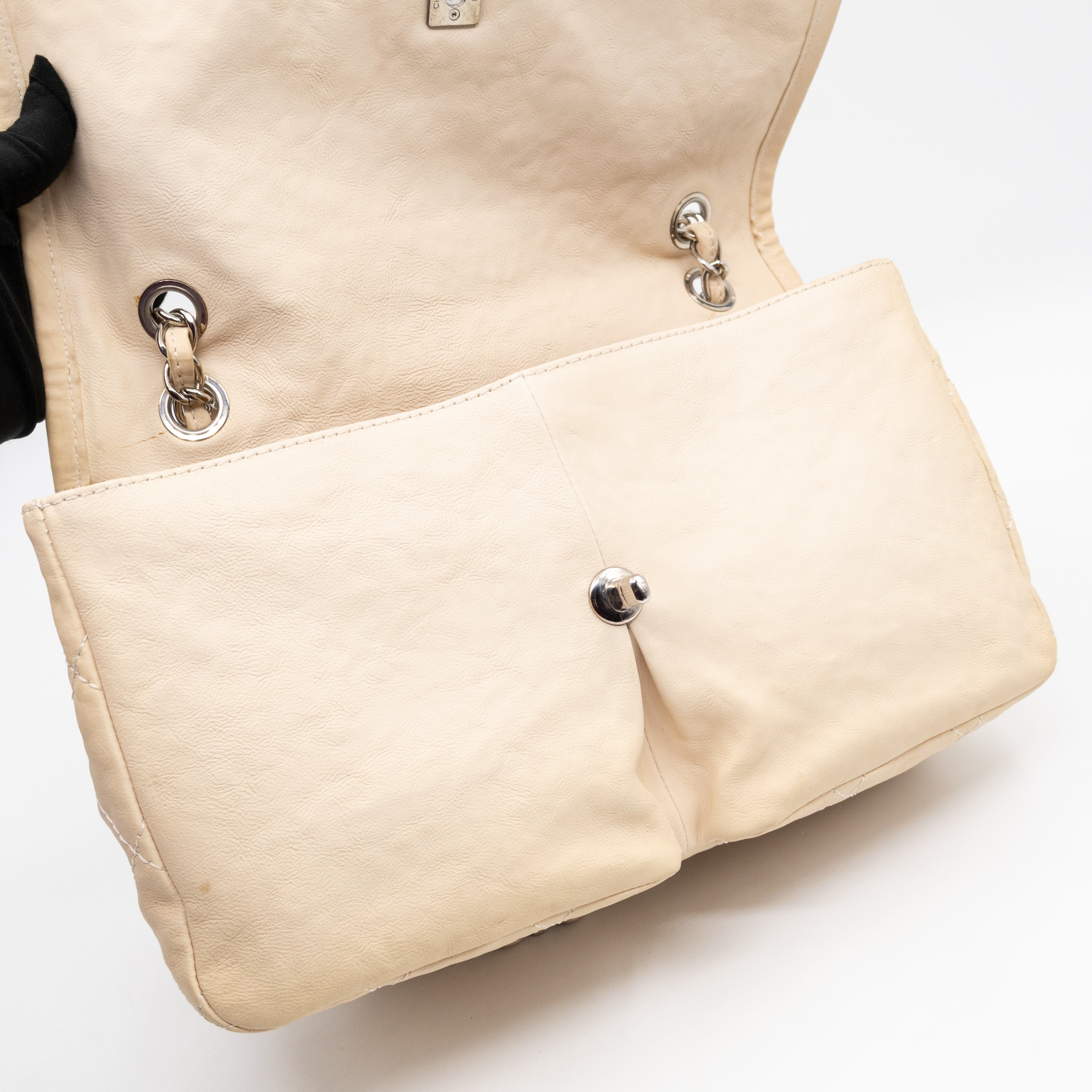 Natural Beauty Split Flap Bag Beige Leather