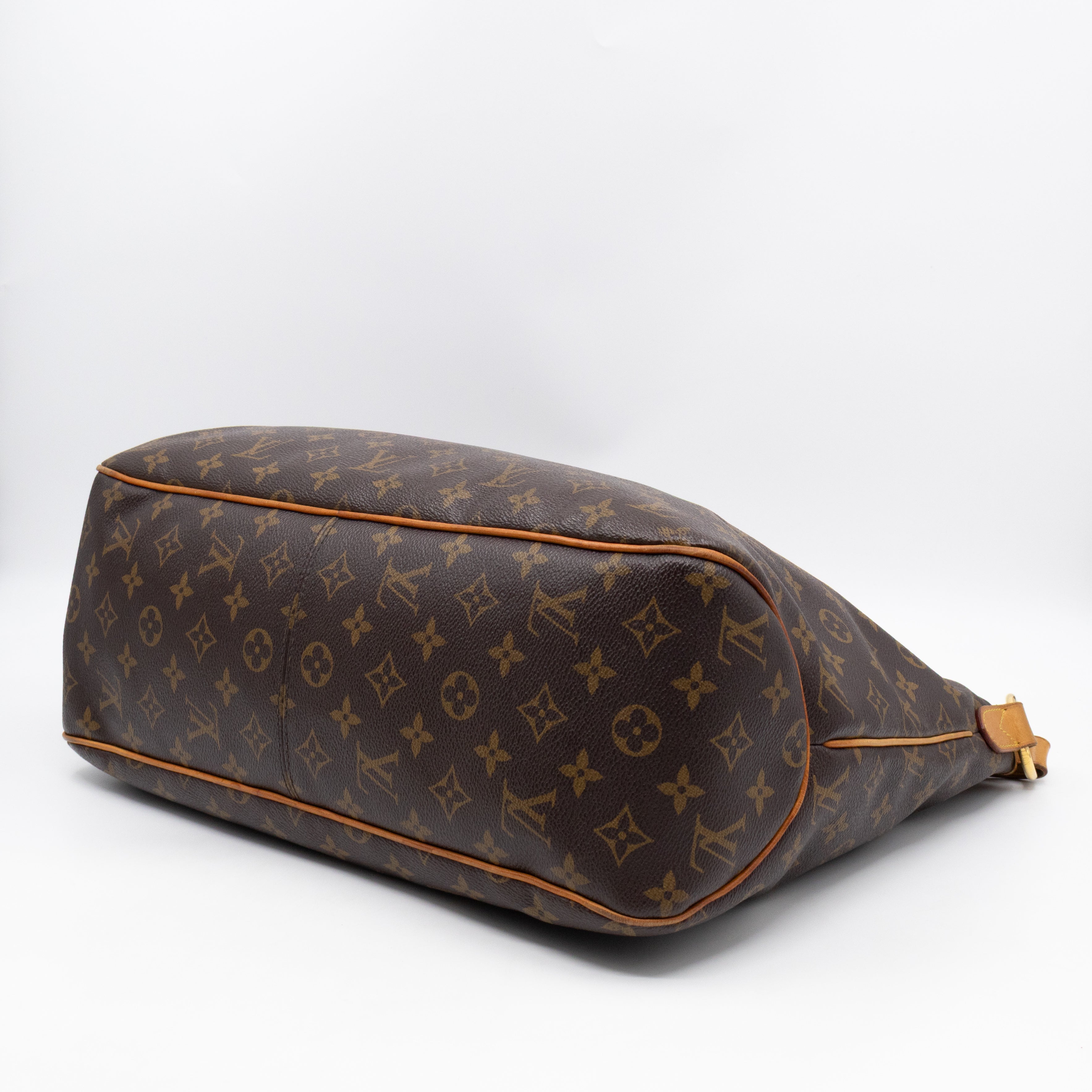 Delightful MM Monogram