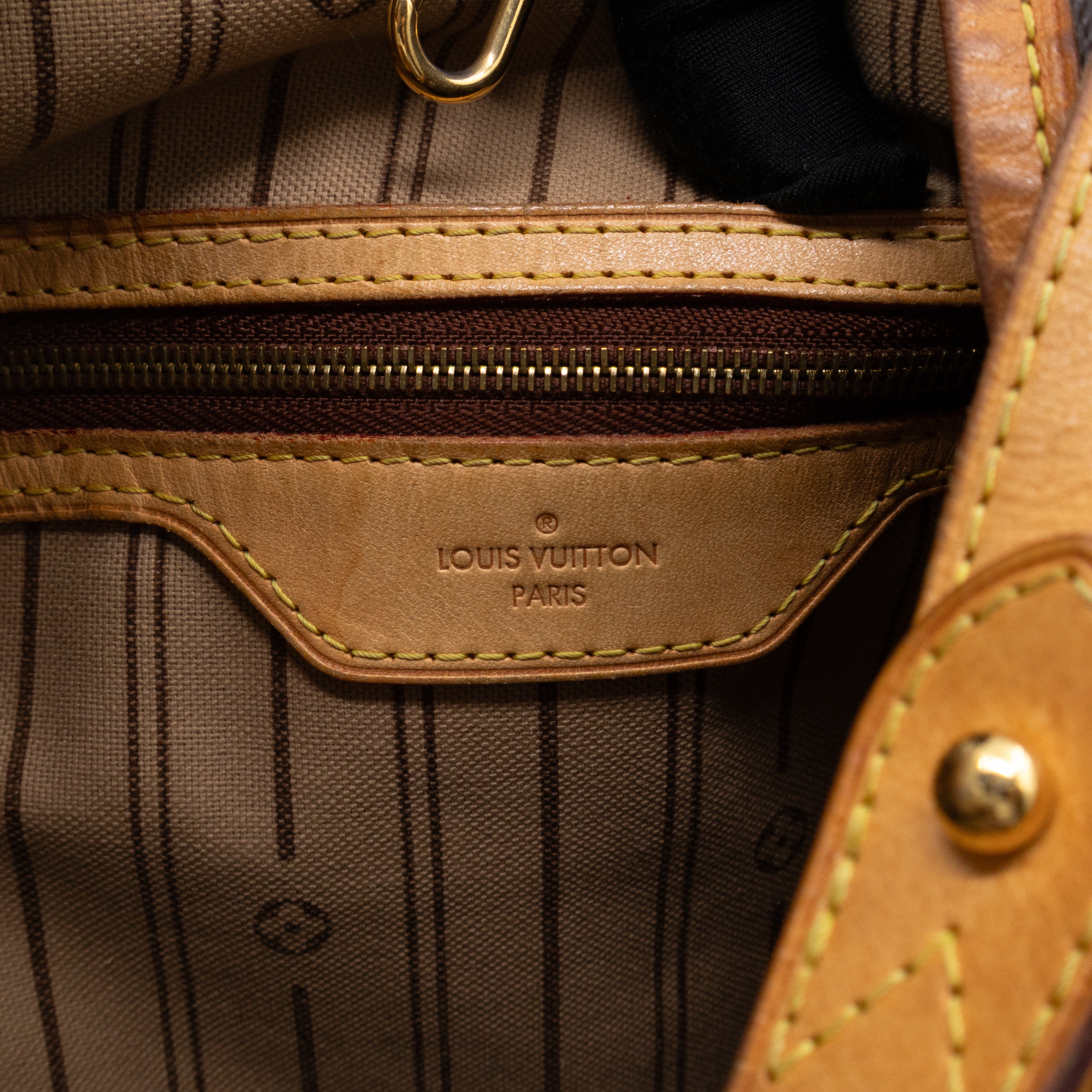 Delightful MM Monogram