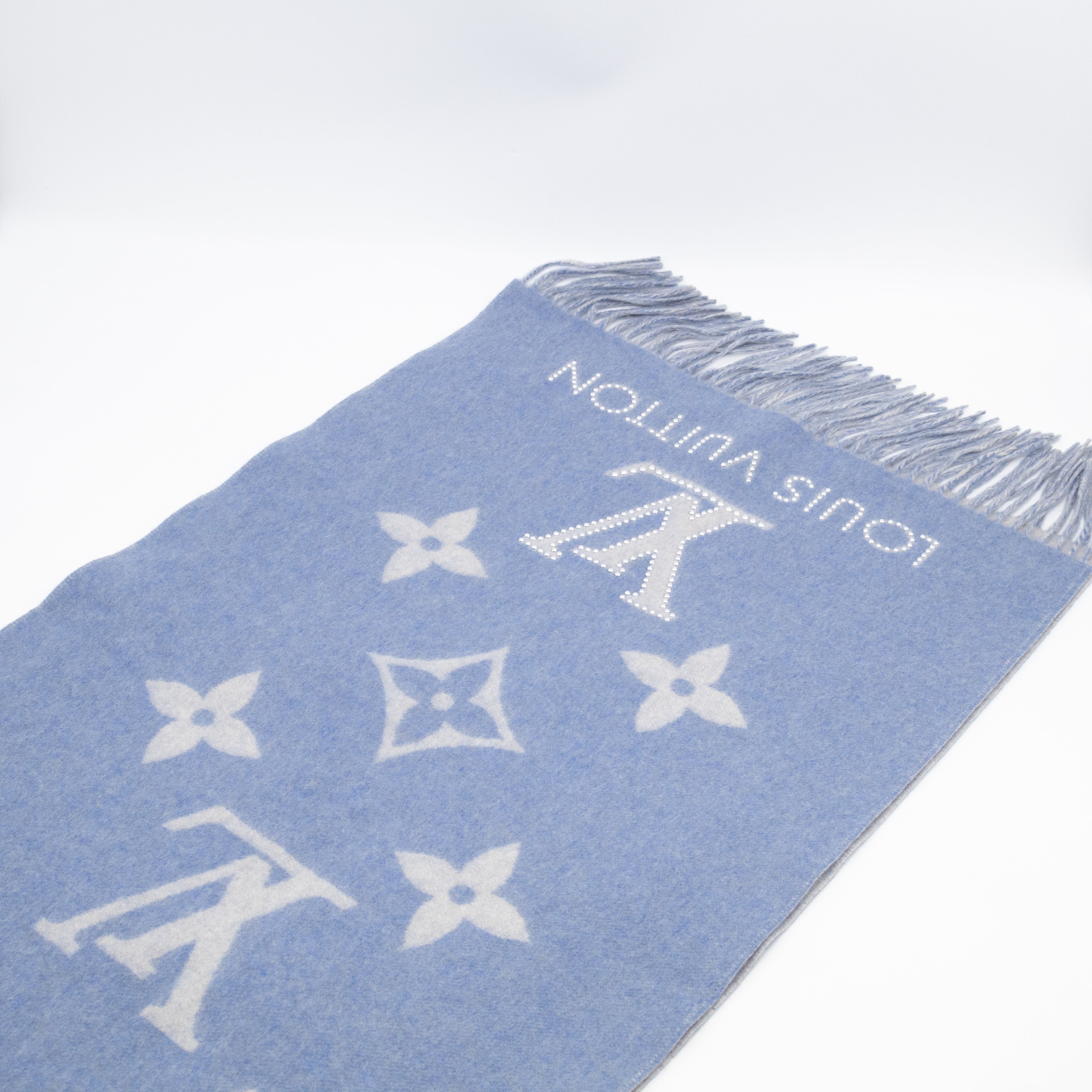 Reykjavik Studded Cashmere Scarf Blue