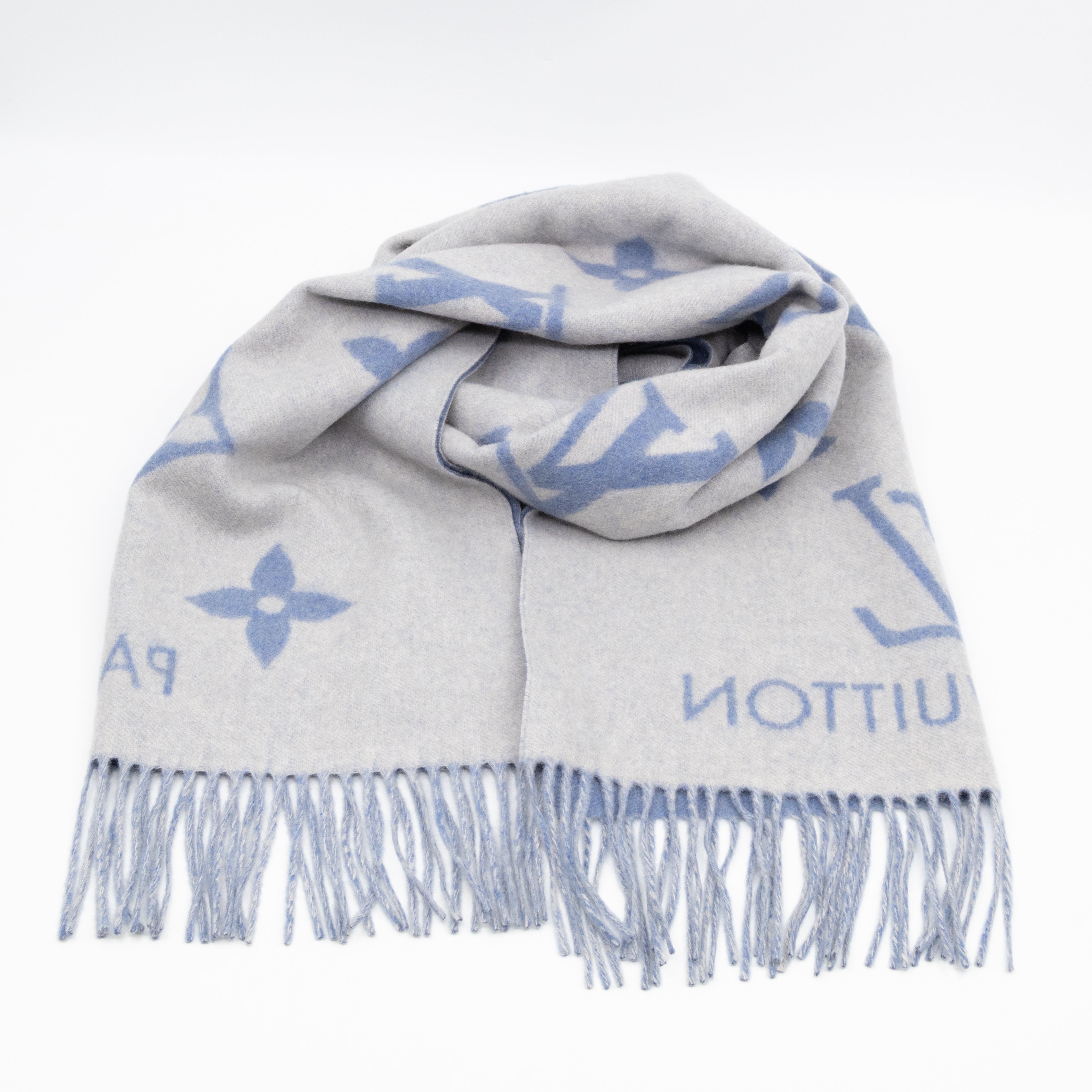 Reykjavik Studded Cashmere Scarf Blue