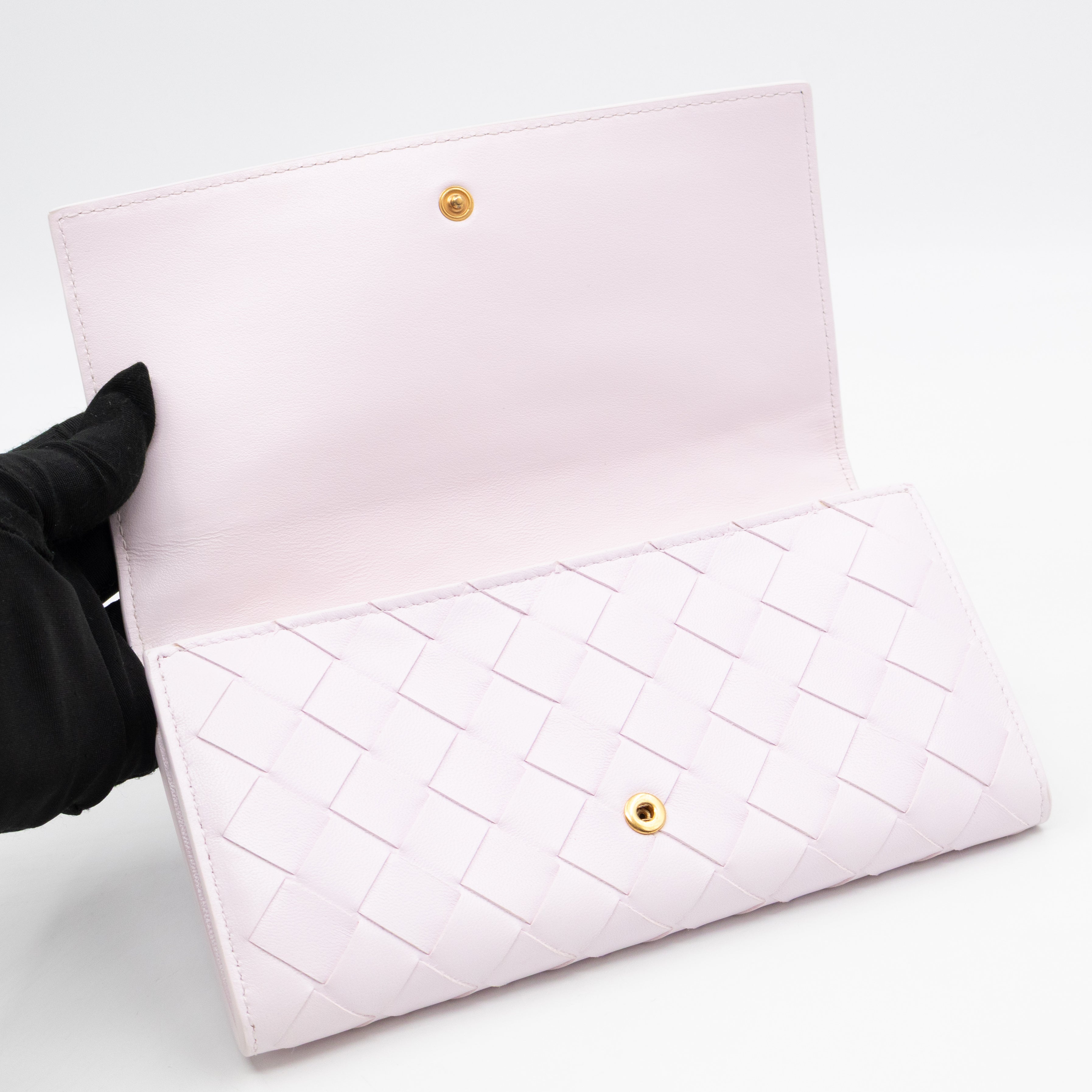 Intrecciato Large Flap Wallet Light Pink Leather